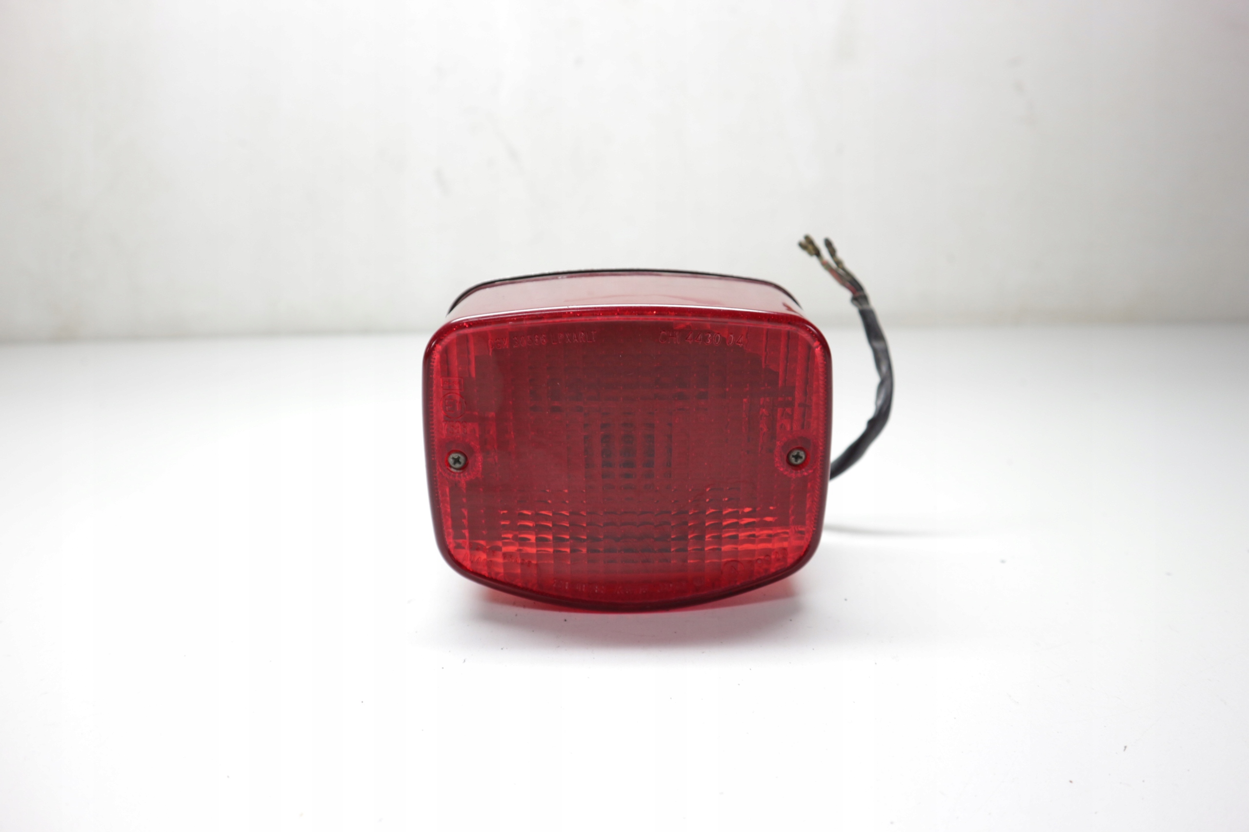 220-40783 - KAWASAKI KZ 750 ЗАДНІЙ ЛІХТАР