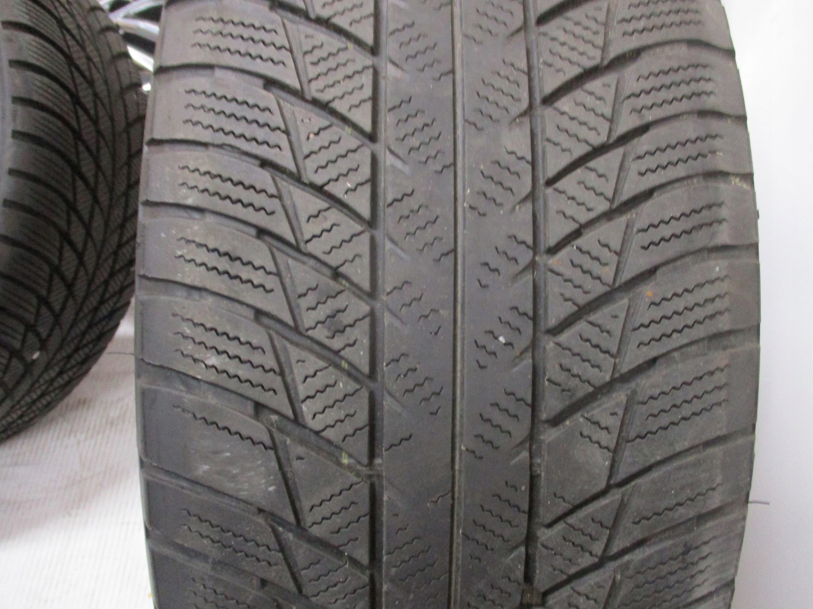 wheels discs tyres BMW 1 F40 R17 3 5 mm