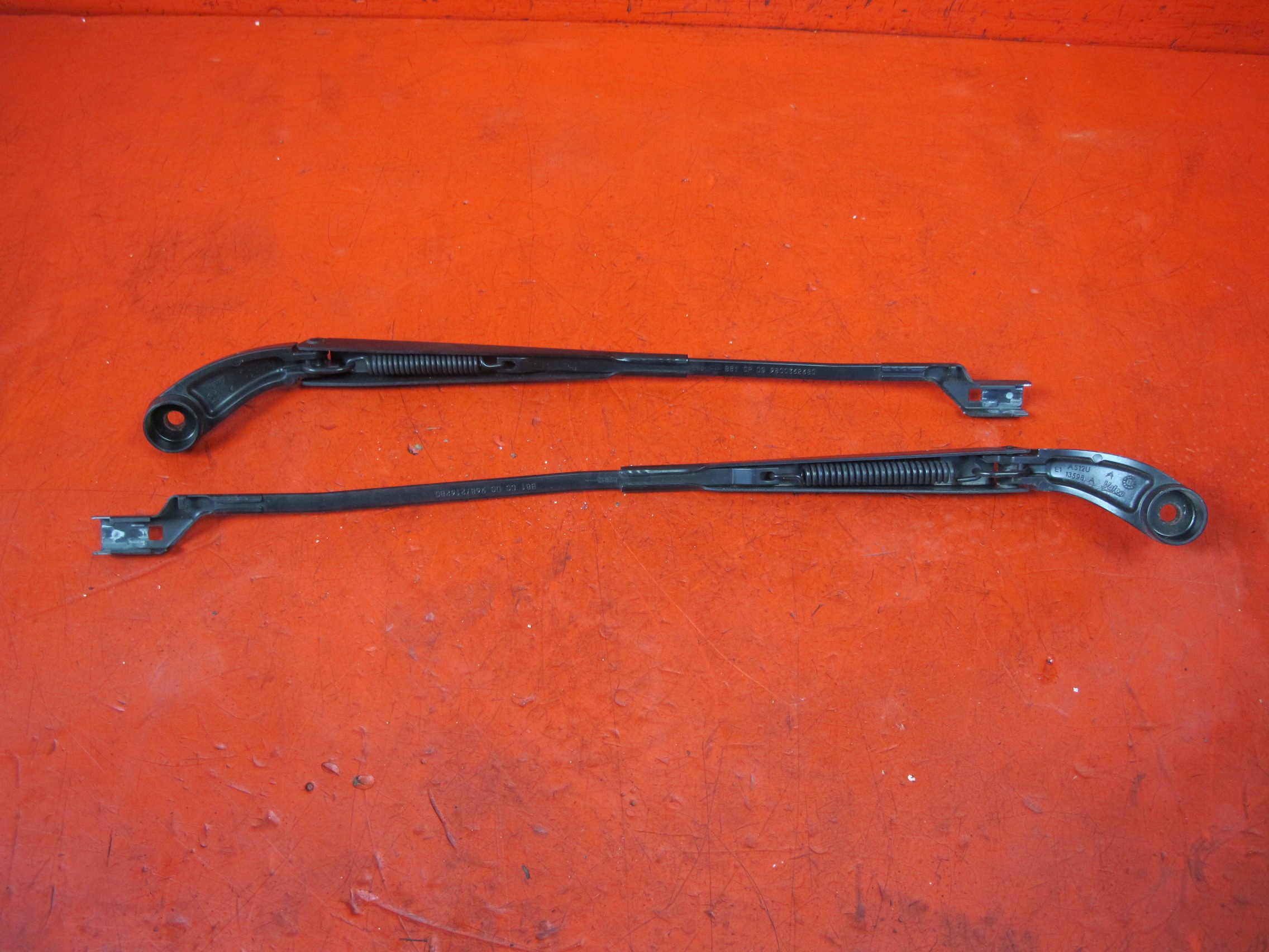 CITROEN DS5 wiper arms wiper arm right left front KOMPLET