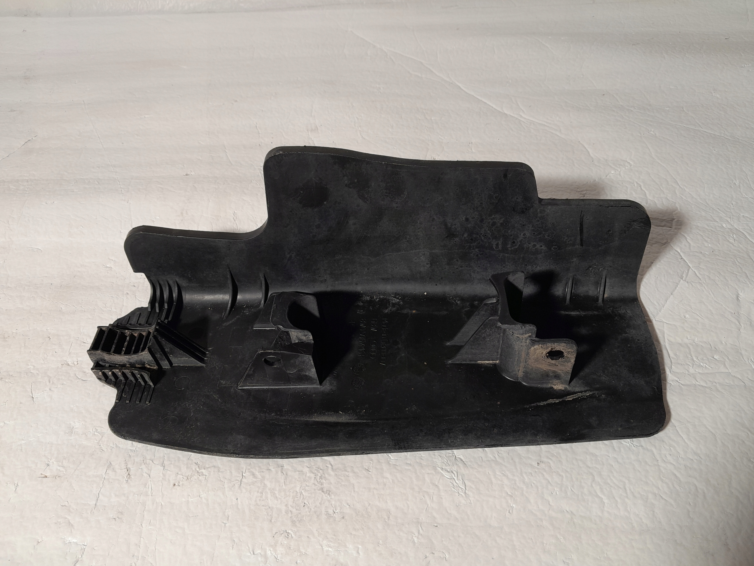 AUDI A4 B9 LIFT Sedan Blende Abdeckung des Querlenkers 8W0505416E