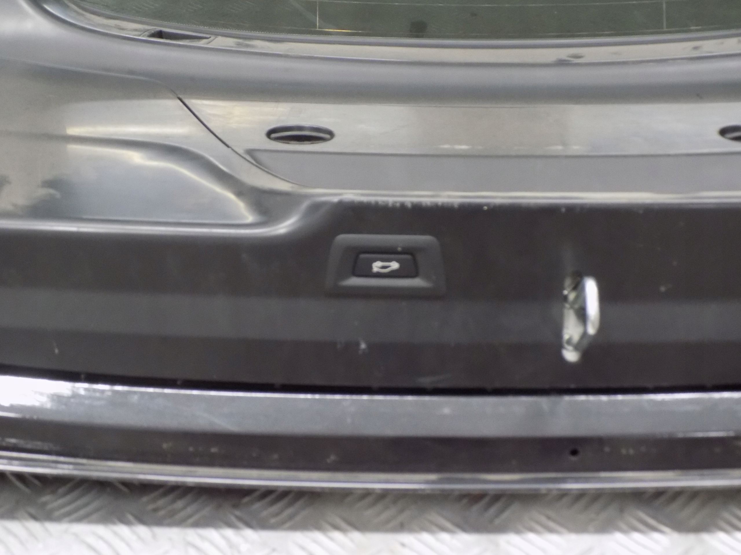 BMW 6 G32 TRUNK DOOR BOOT A90