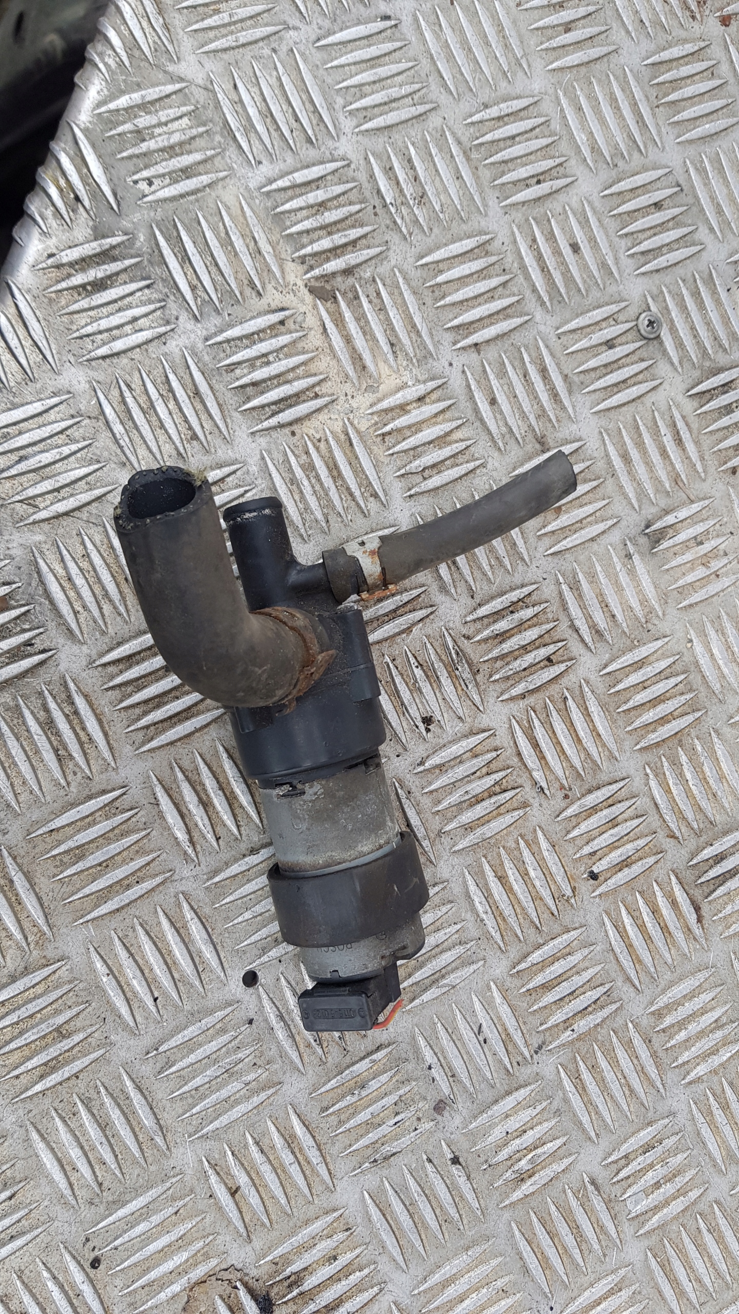 MERCEDES W211 Pompe d’eau Circulation 0115450128