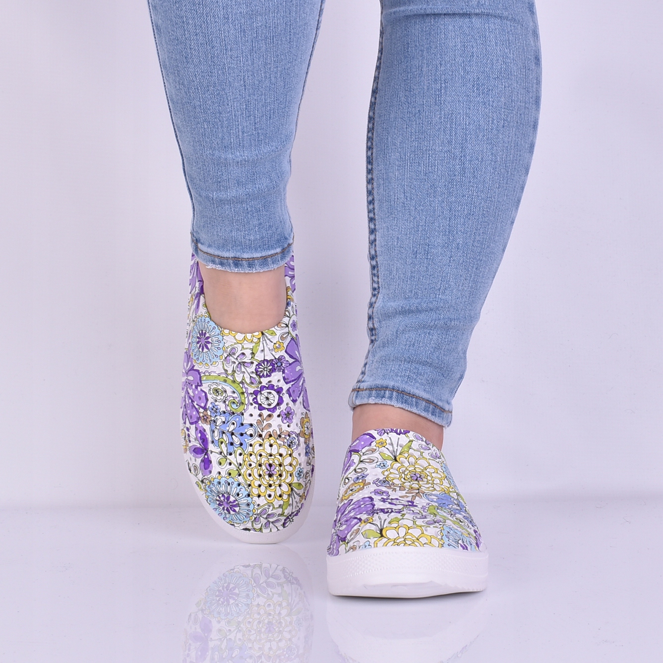 LEKKIE DAMSKIE KLAPKI PIANKI CHODAKI WE WZORY BUTY DO DOMU OUTDOOR Długość wkładki 23.5 cm