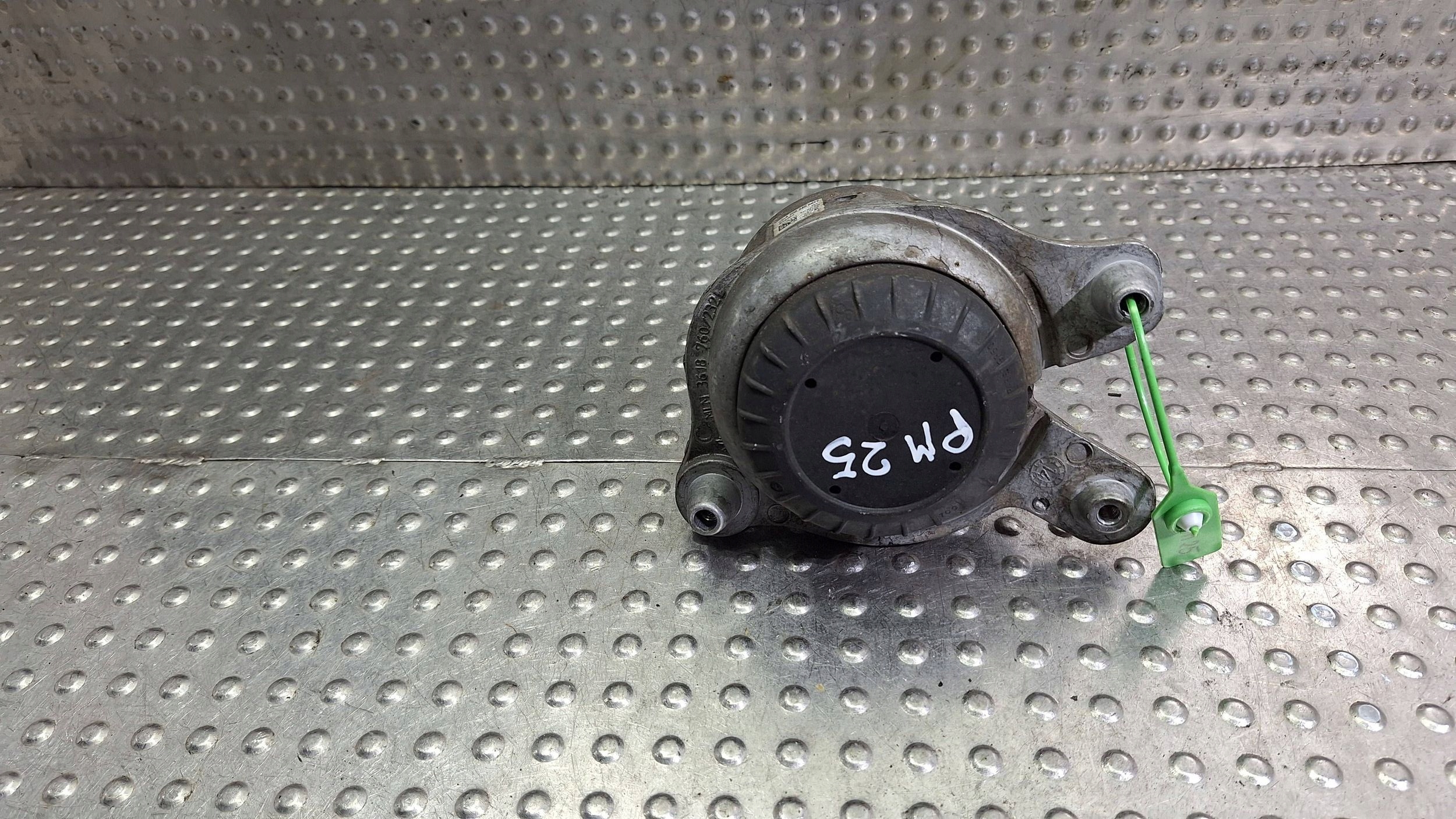 holder engine mount left A2052406617 MERCEDES C-KLASA W205 AMG