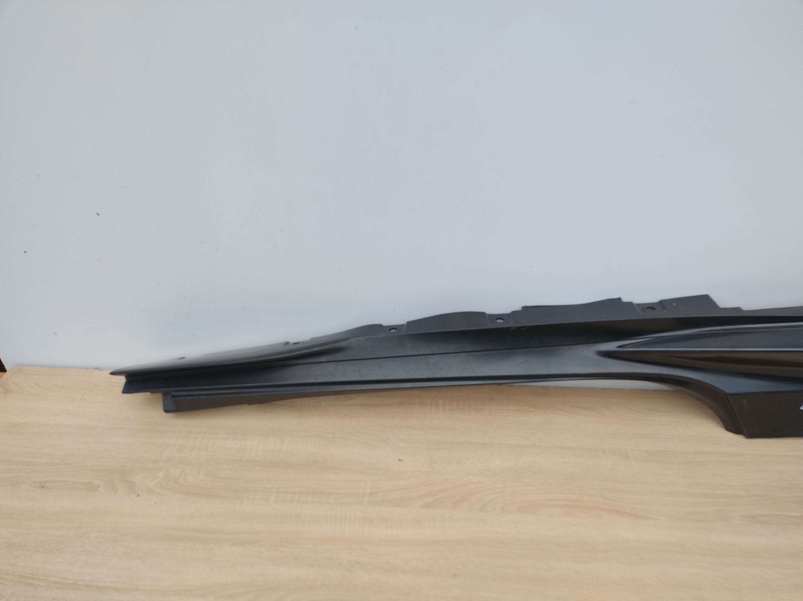 FERRARI F8 TRIBUTO right moulding threshold threshold 000861773 E352DOK F142MFL