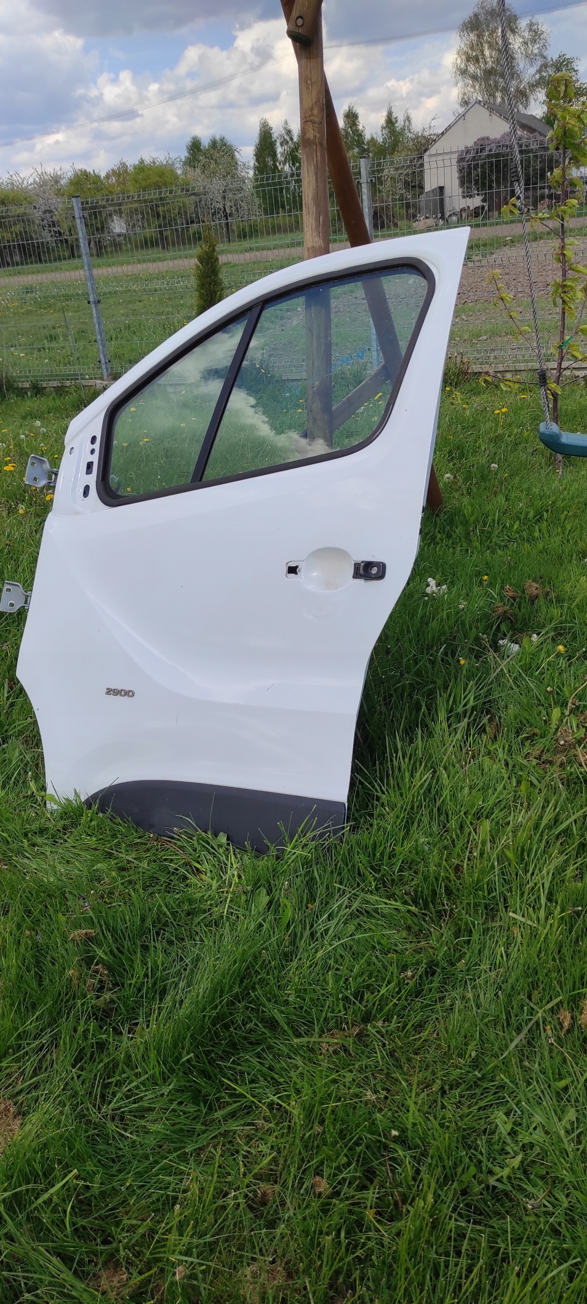 door left front left front opel vivaro B BIALE