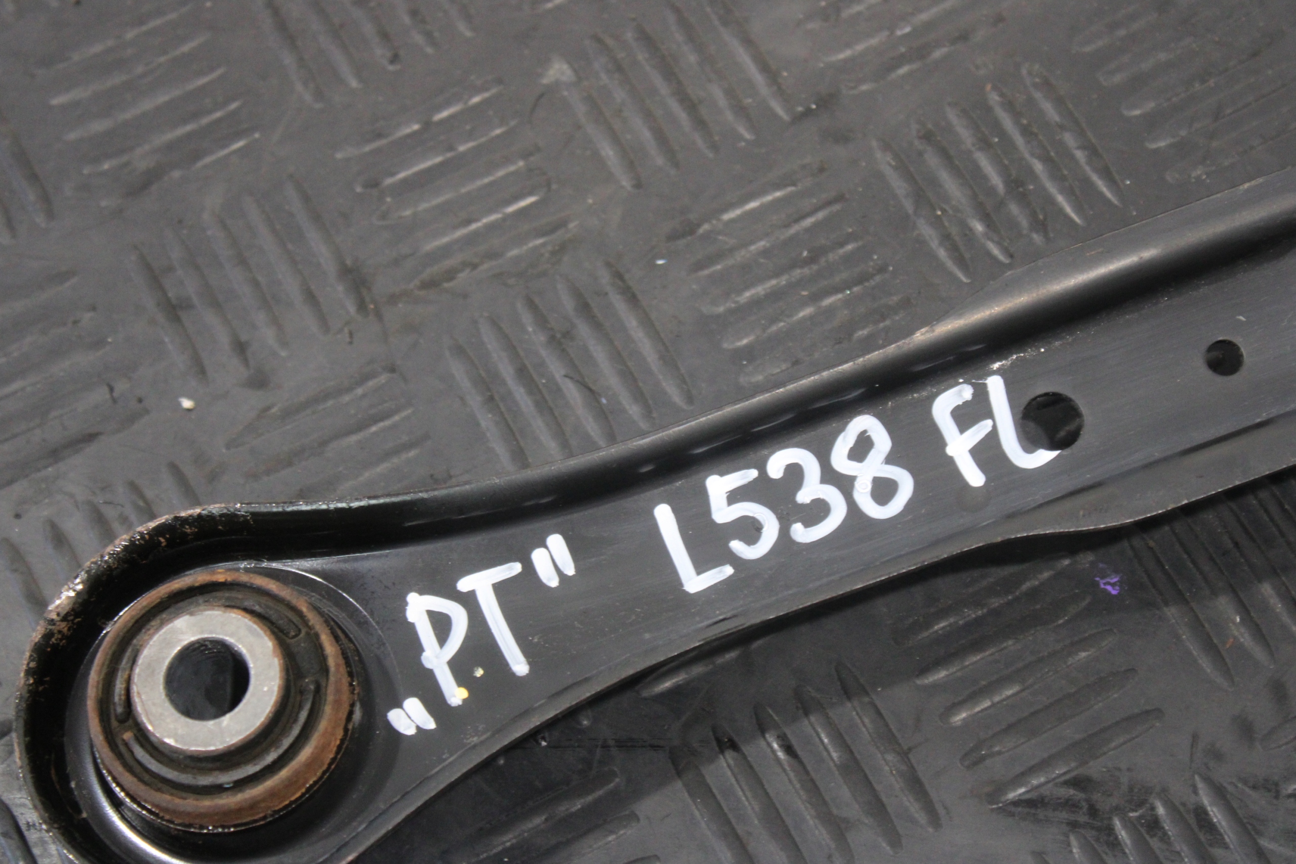 Querlenker rechts heck EVOQUE LIFT L538 5A994-L2L7A