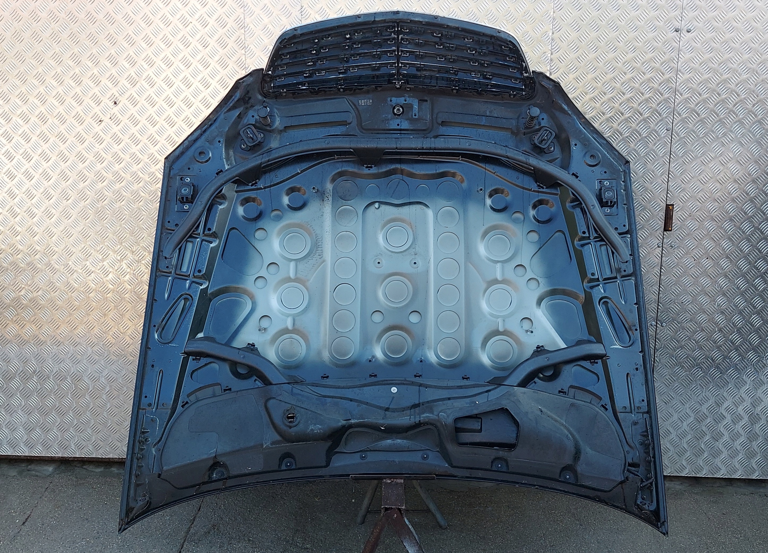 CAPOT +GRILLE MERCEDES S-KLASA W221 LAK:197