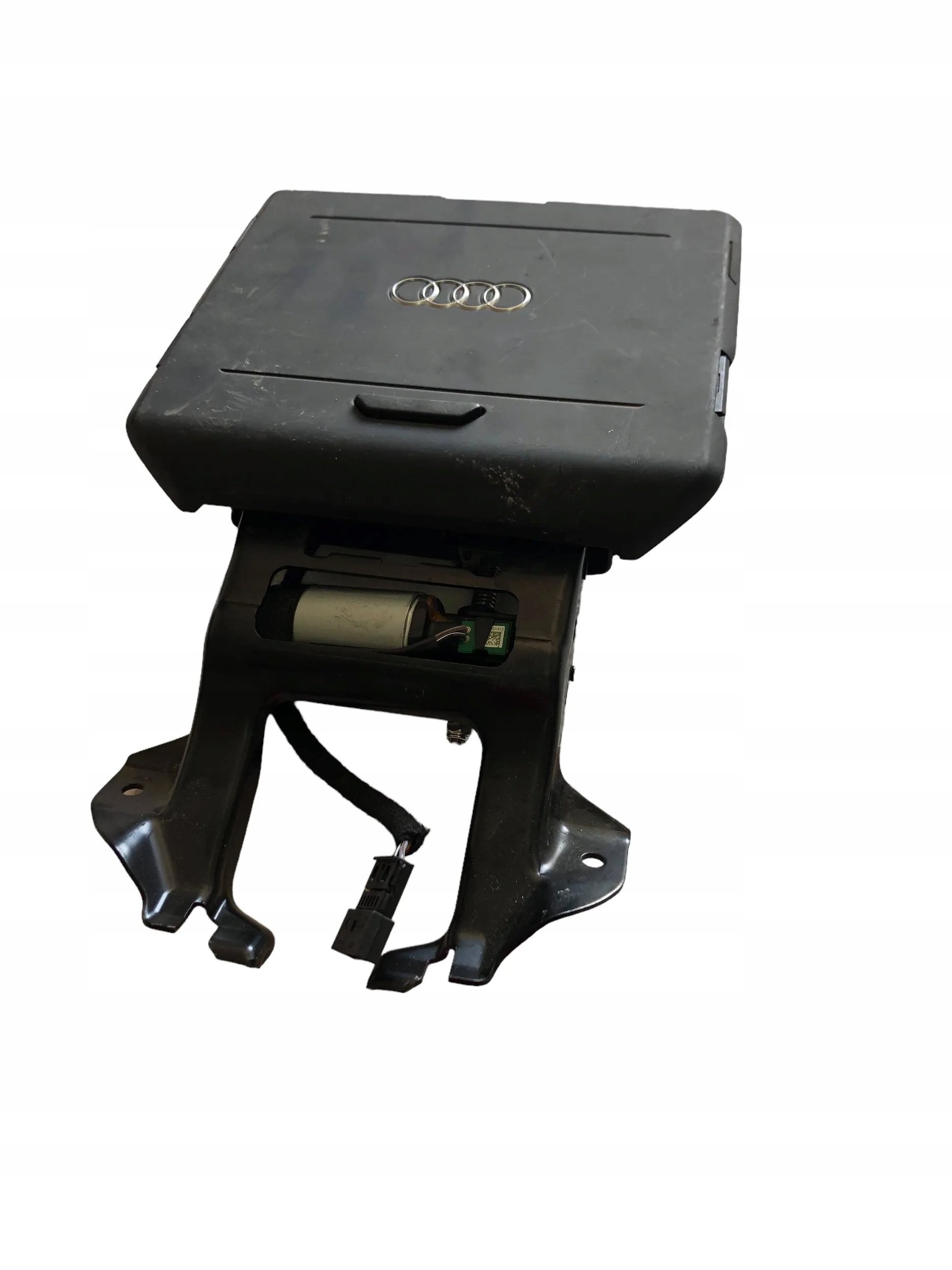 AUDI A8 D5 держатель монитора 4N0882629B