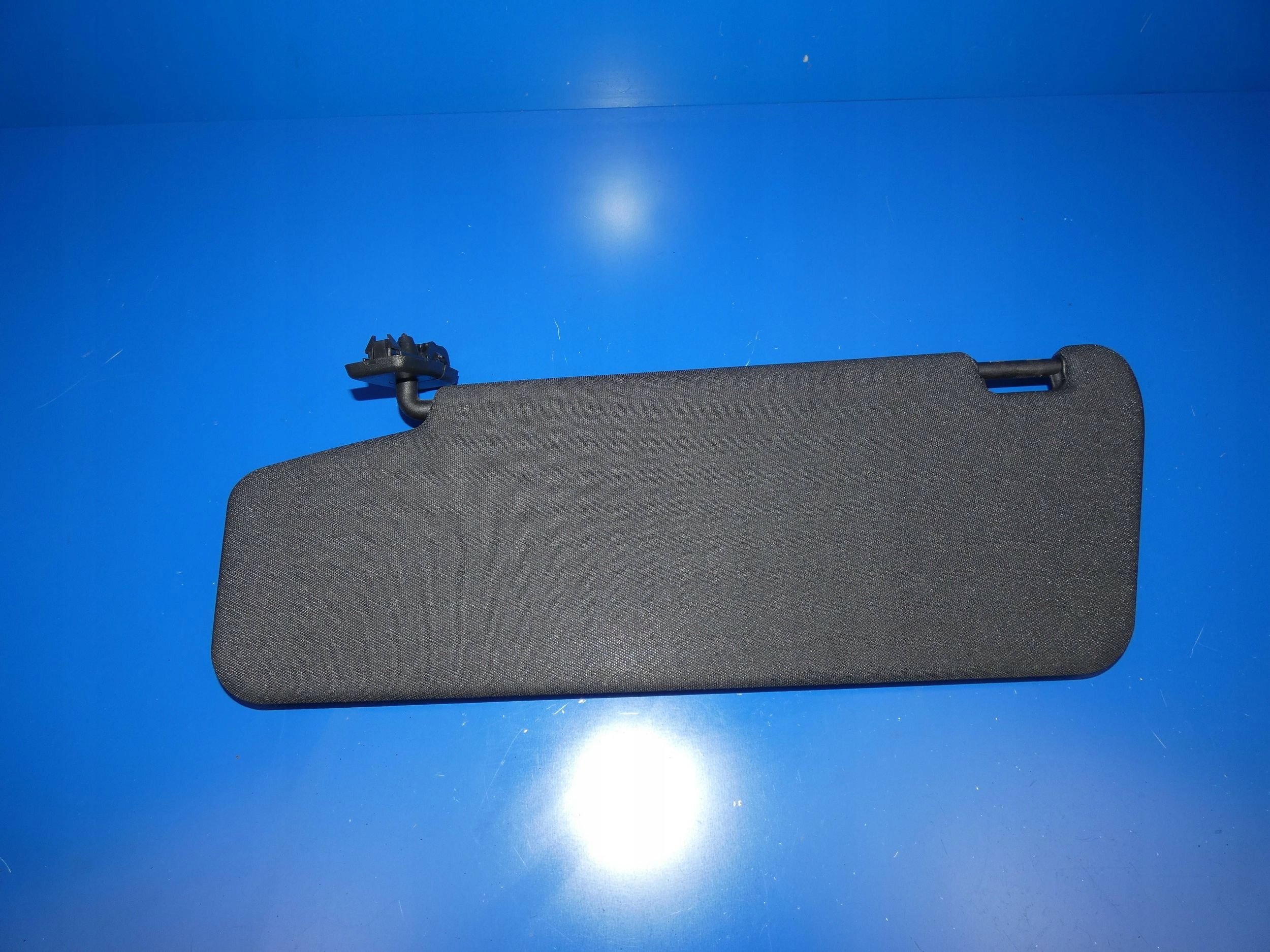 MERCEDES CLS W218 cover PRZECIWSLONECZNA right visor