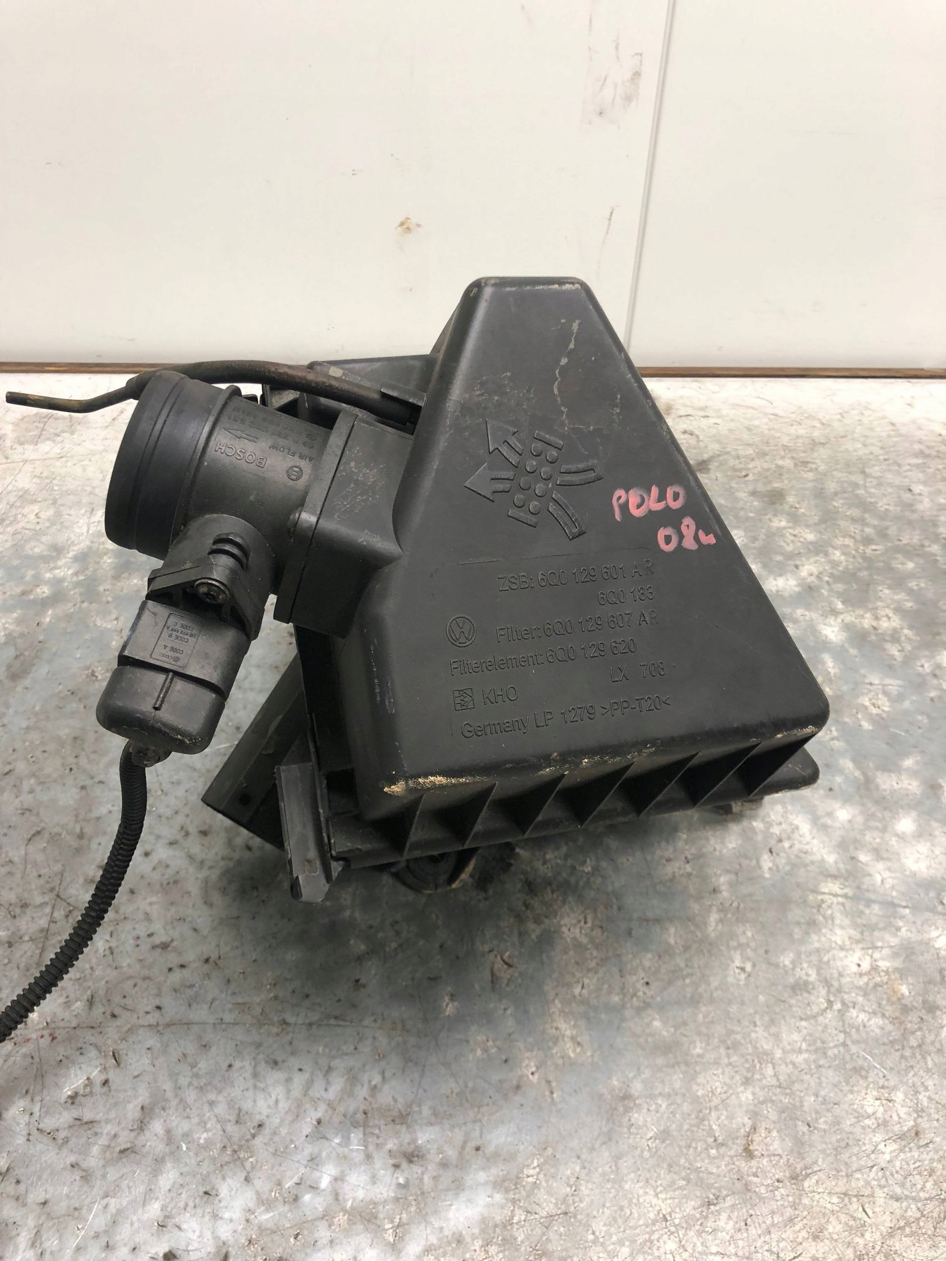 Gehäuse filter luft VW POLO 6Q0129601AR