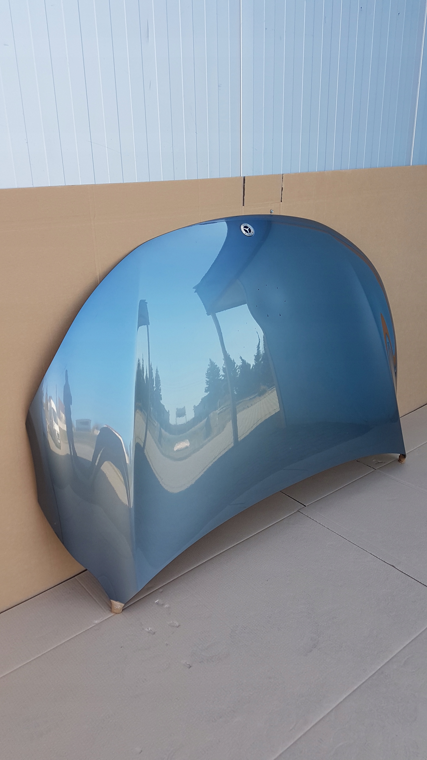 MASKA MERCEDES EQE W295 EQE 22- Producent części Mercedes-Benz OE