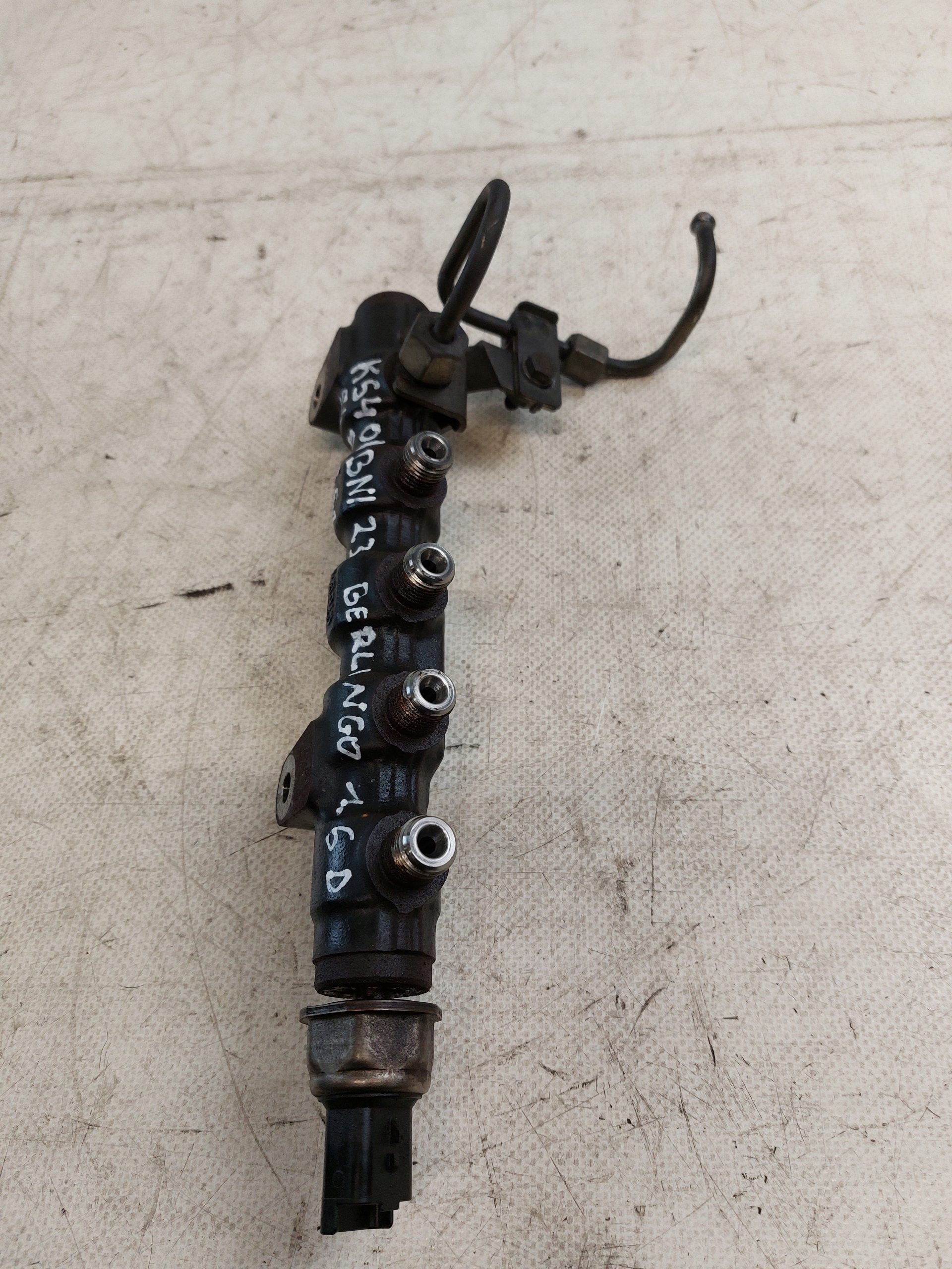 Rampe injection CITROEN BERLINGO et 1.6HDI
