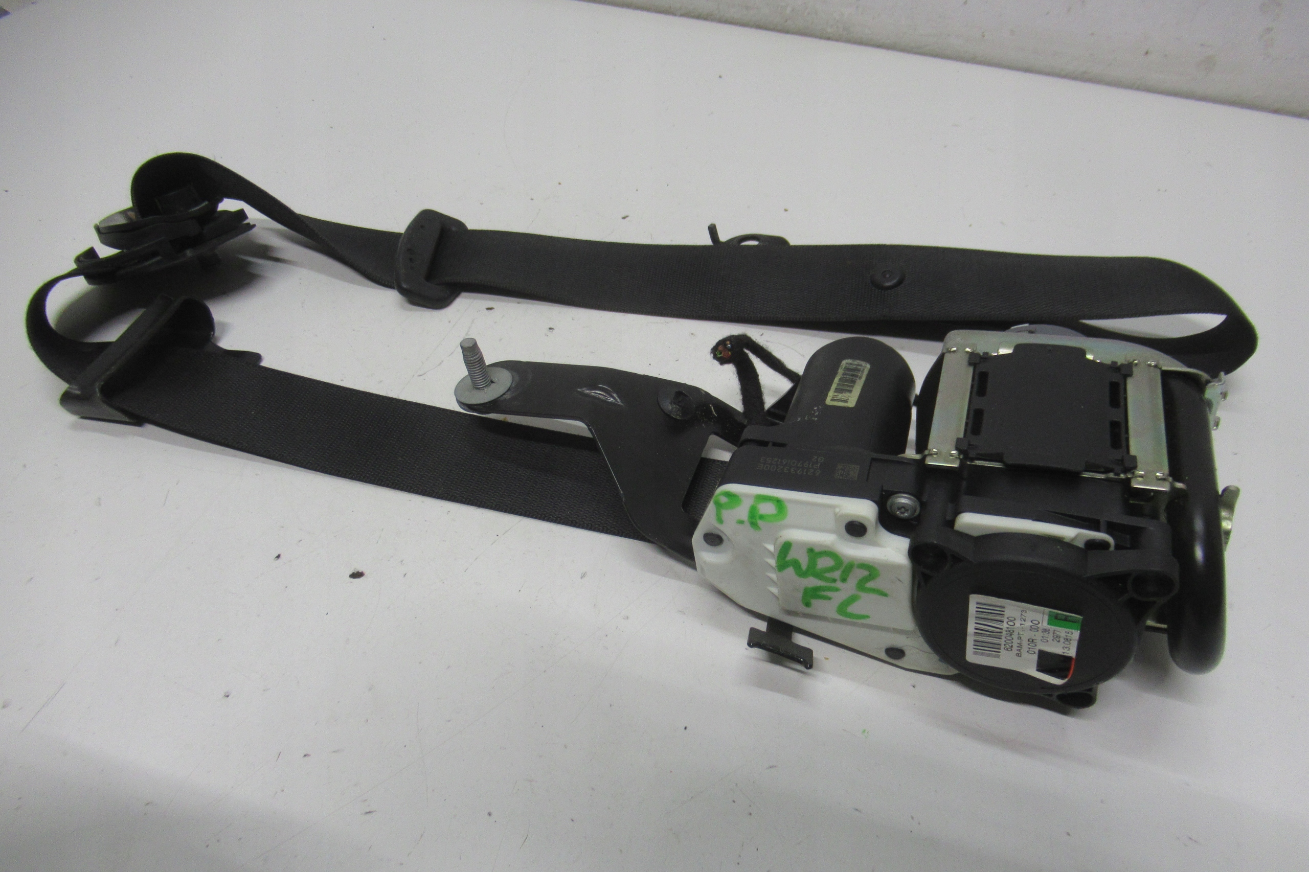 MERCEDES W212 Gurten Sicherheits rechts 620048100