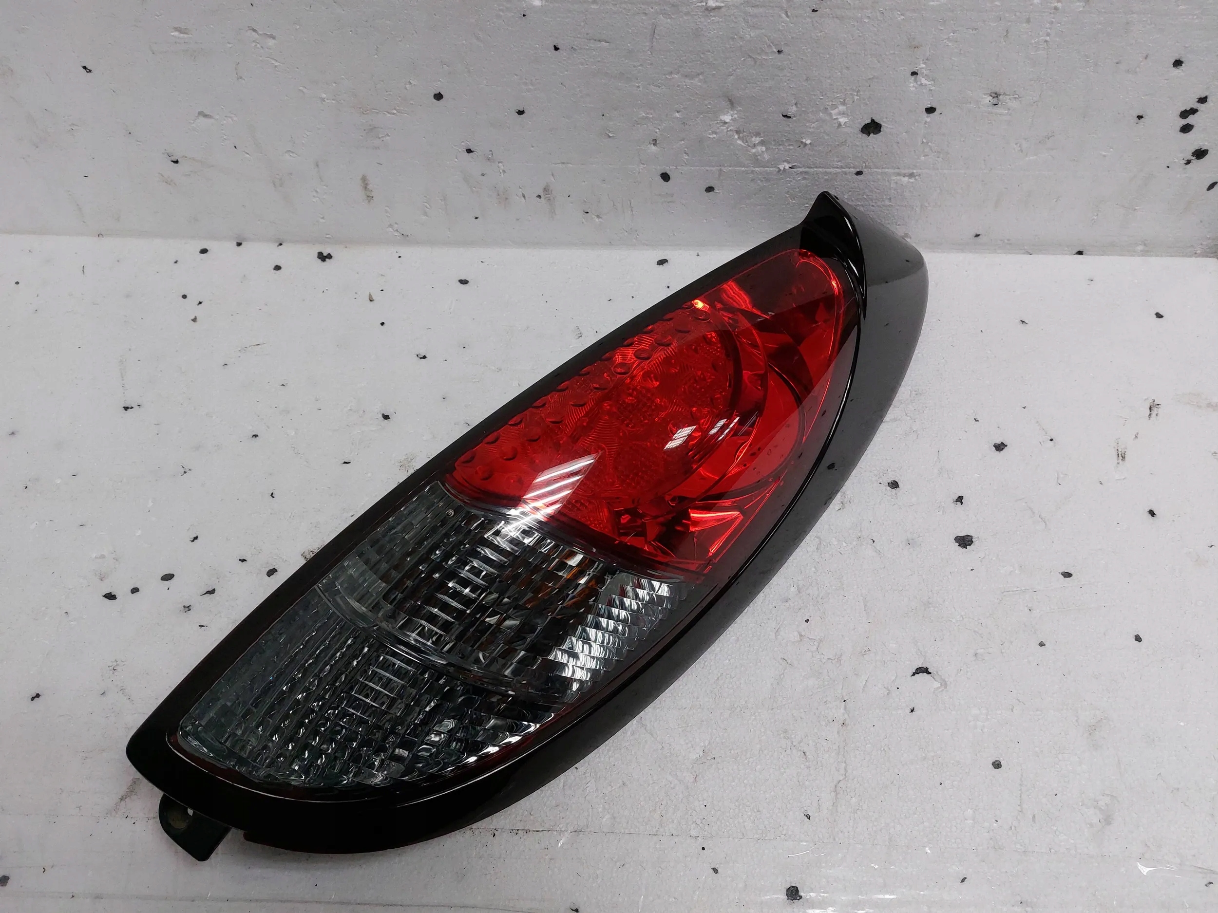light rear part right Mitsubishi and-MiEV iON C-Zero