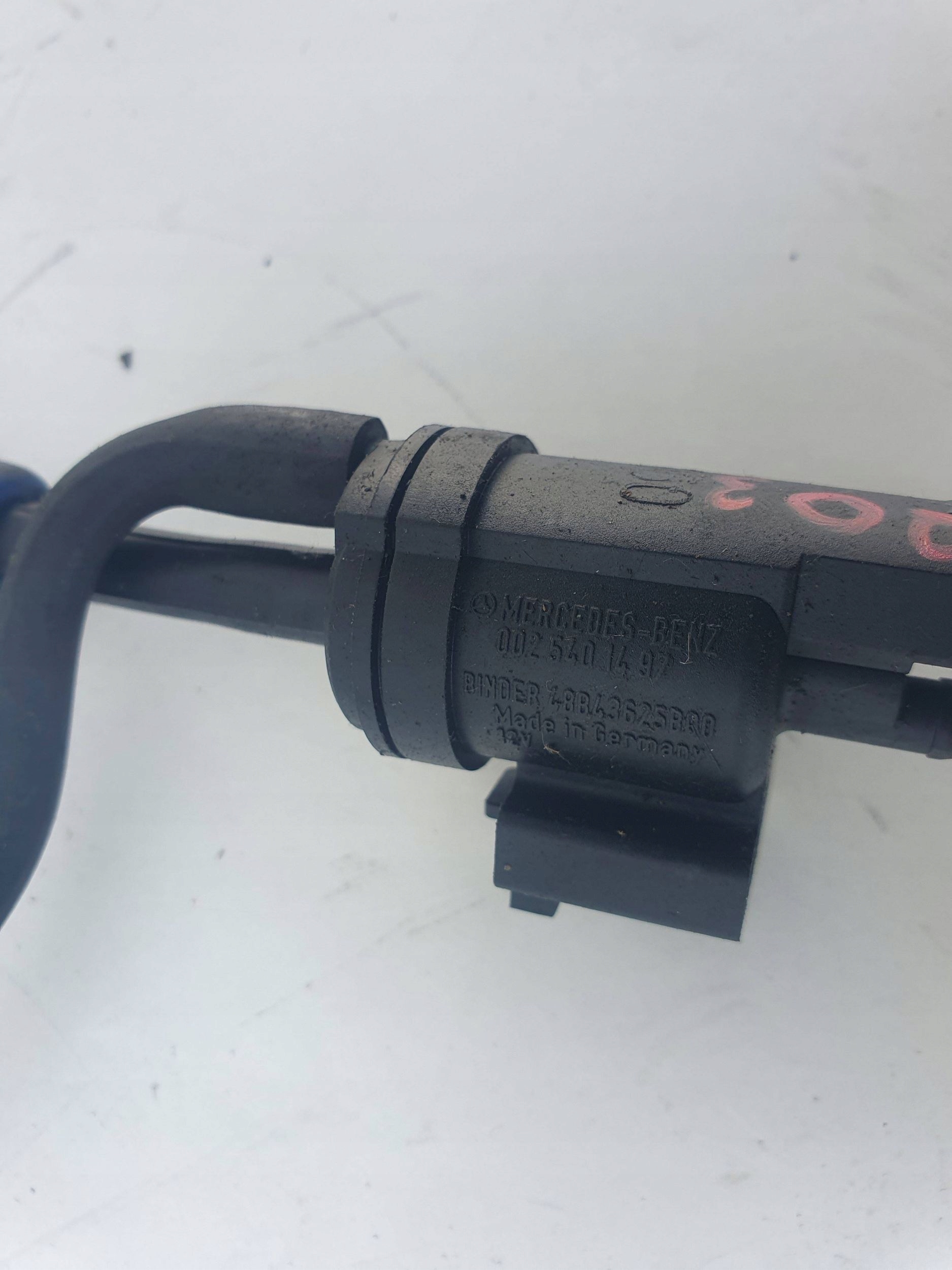Mercedes-Benz C klasa 203 1.8B W203 vorne Sensor Vacuum