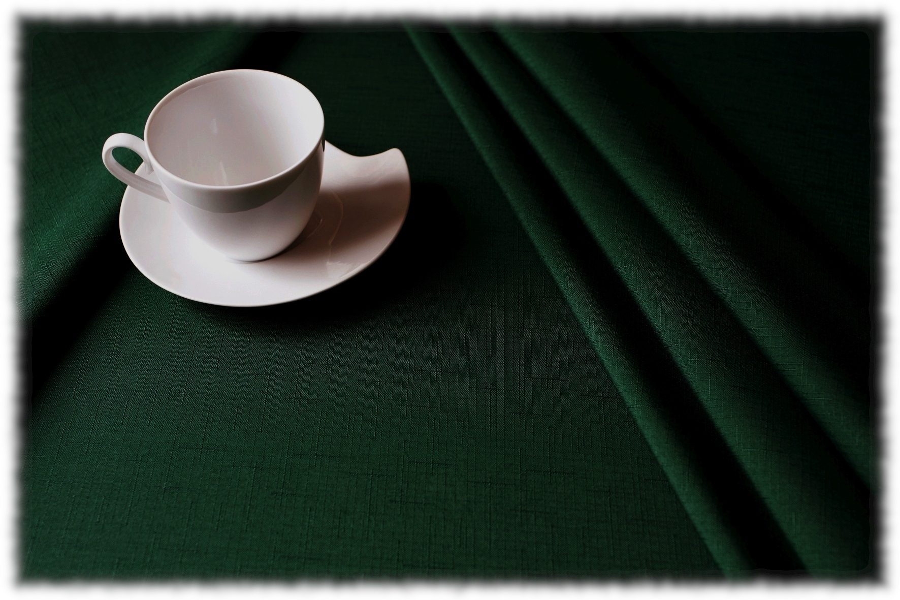 

obrus na wymiar Plamoodporny Santori Jakość