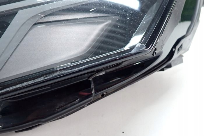 AUDI A3 FULL LED 20- reflektor left light left 8T0941011
