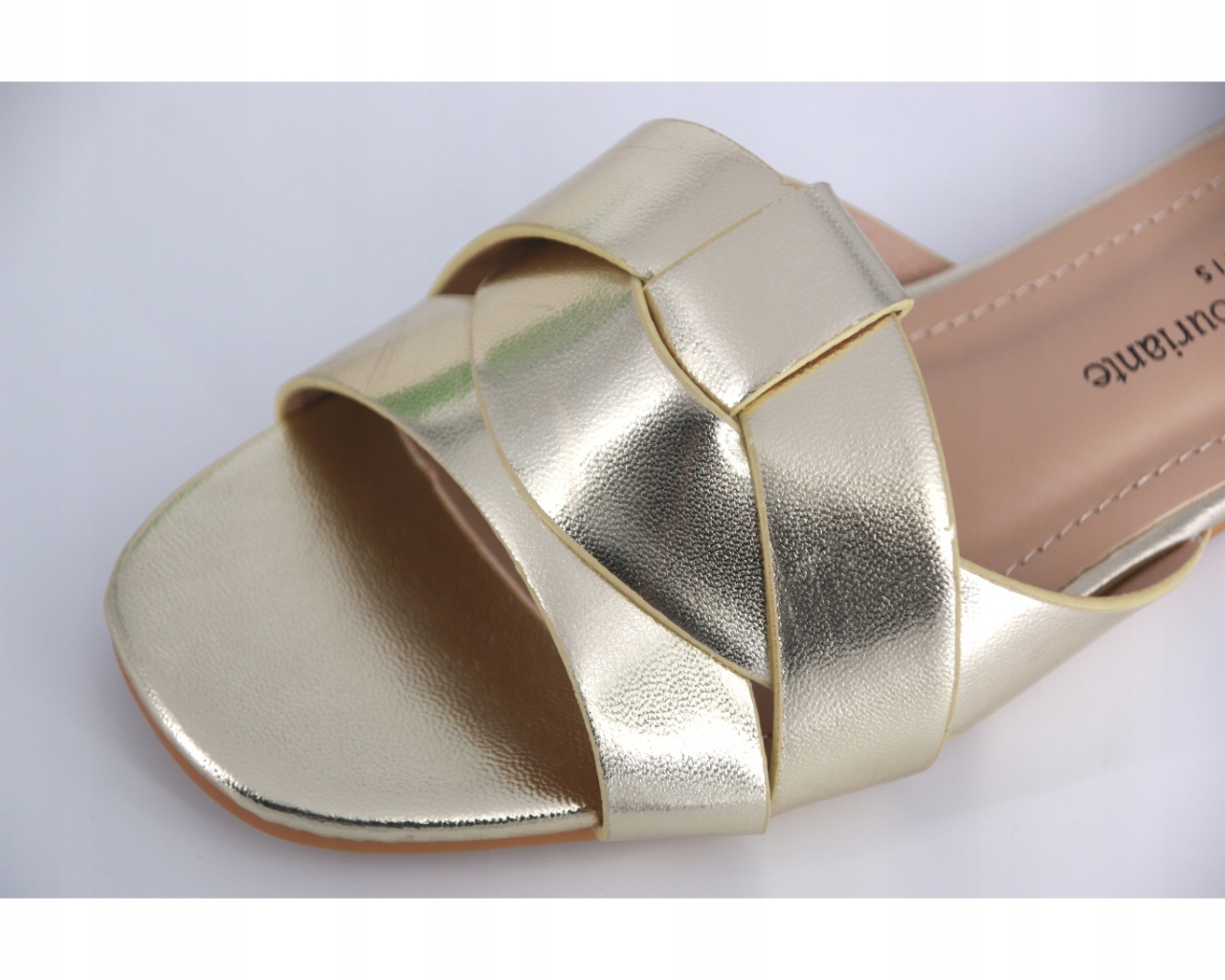 ZŁOTE LETNIE KLAPKI DAMSKIE EKO SKÓRA BUTY NISKI OBCAS WYGODNE 40 Rozmiar 40