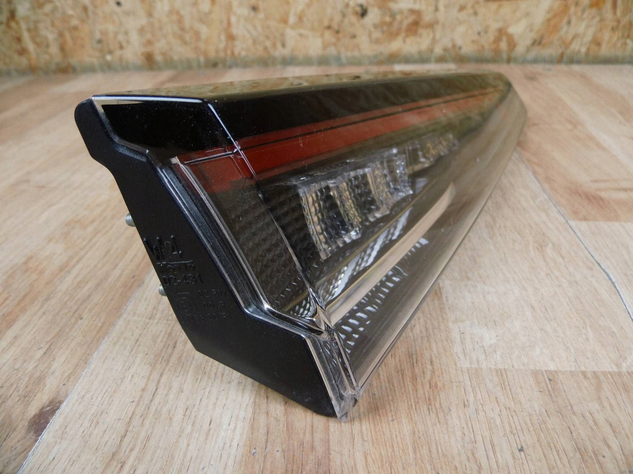 Toyota Corolla E21 2018-2023 KOMBI light left rear part rear left bonnet