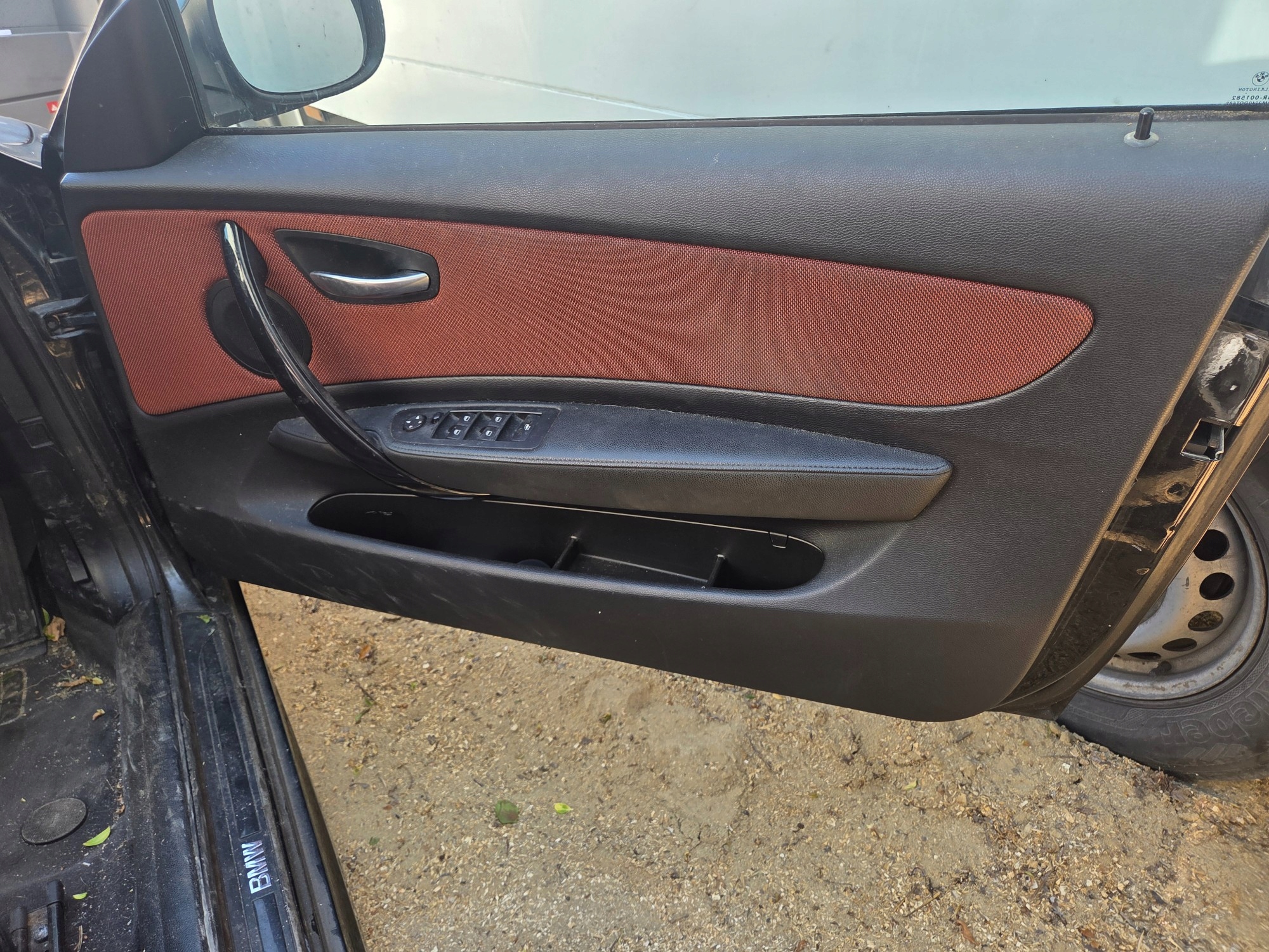 seats side BMW E88 M PAKIET