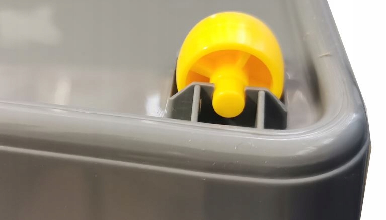 Pojemnik pod łóżko 29 l szary organizer na kółkach plastikowe pudełko