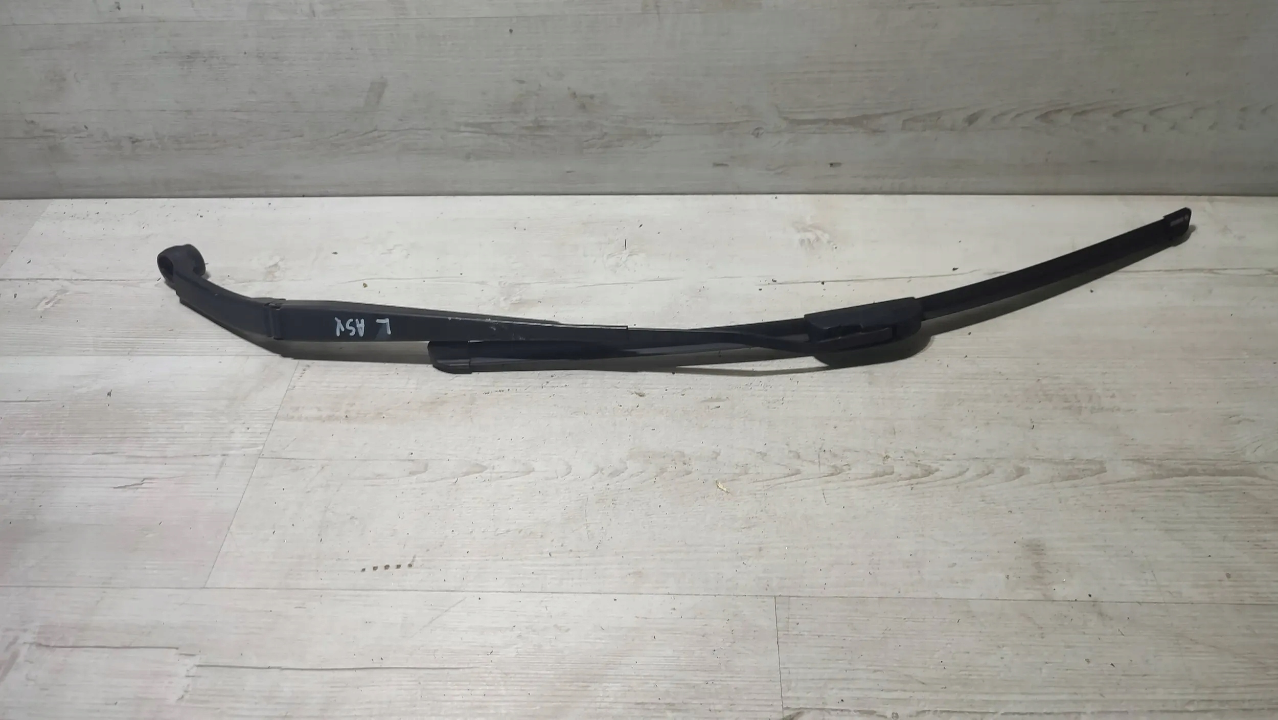Mitsubishi ASX 18r. 1.6DiD front side left wiper windows