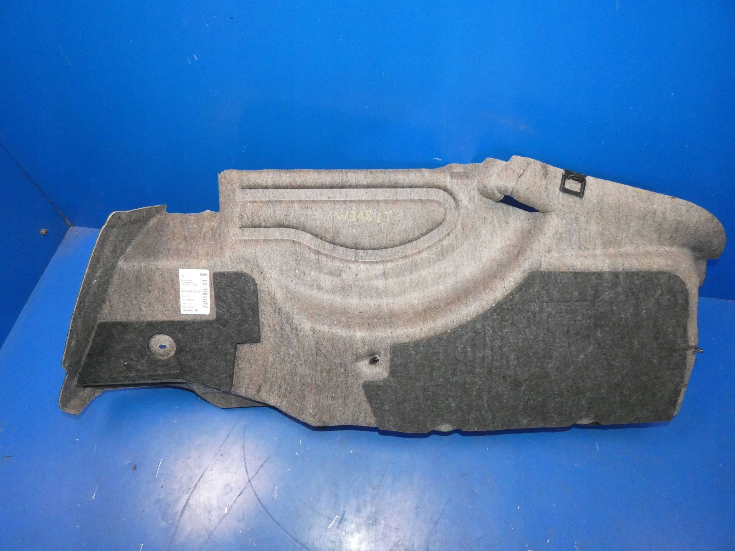 MERCEDES CLS W218 sedan side upholstery boot left rear part