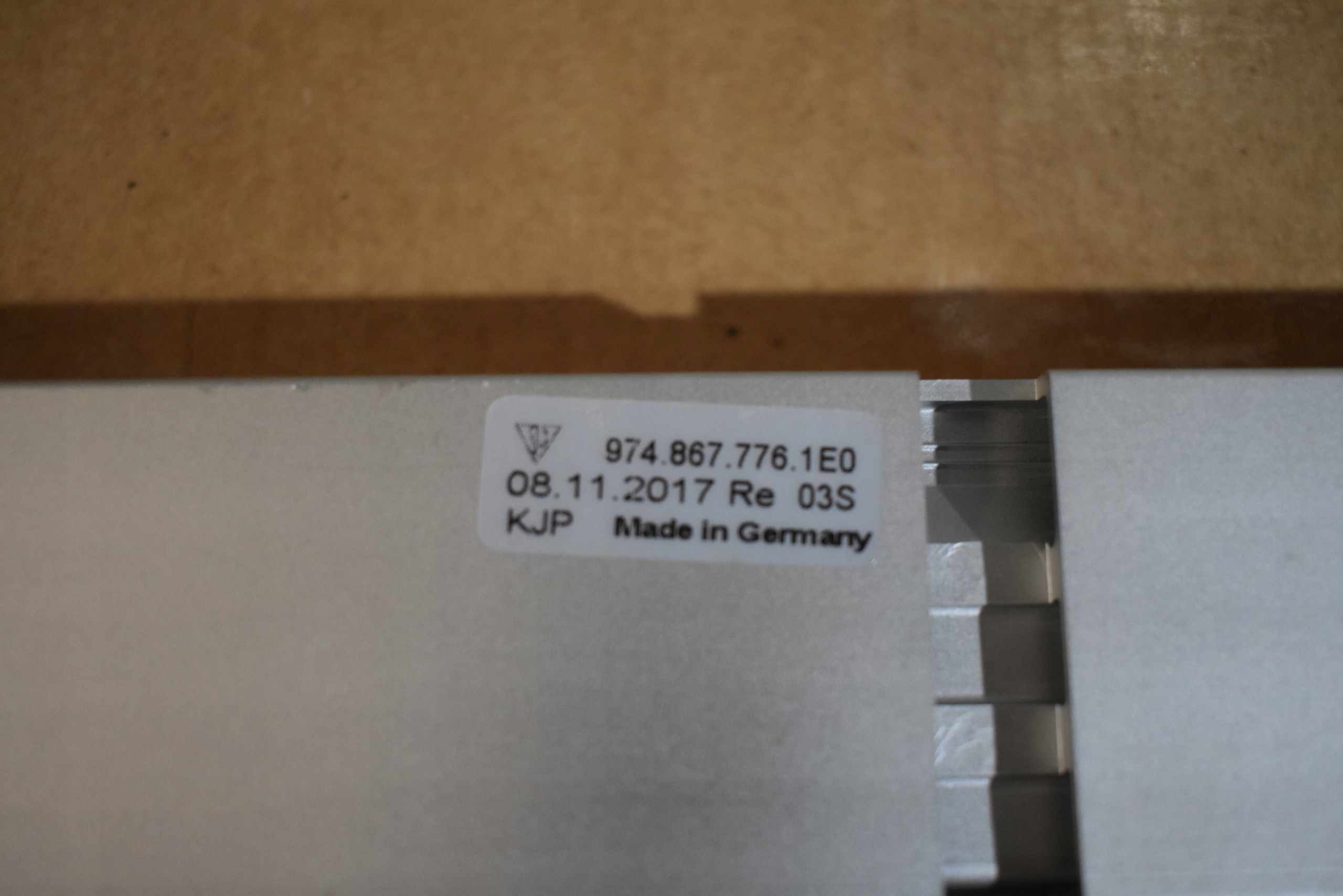 IDEALNE PROWADNICE boot PORSCHE PANAMERA 971 1