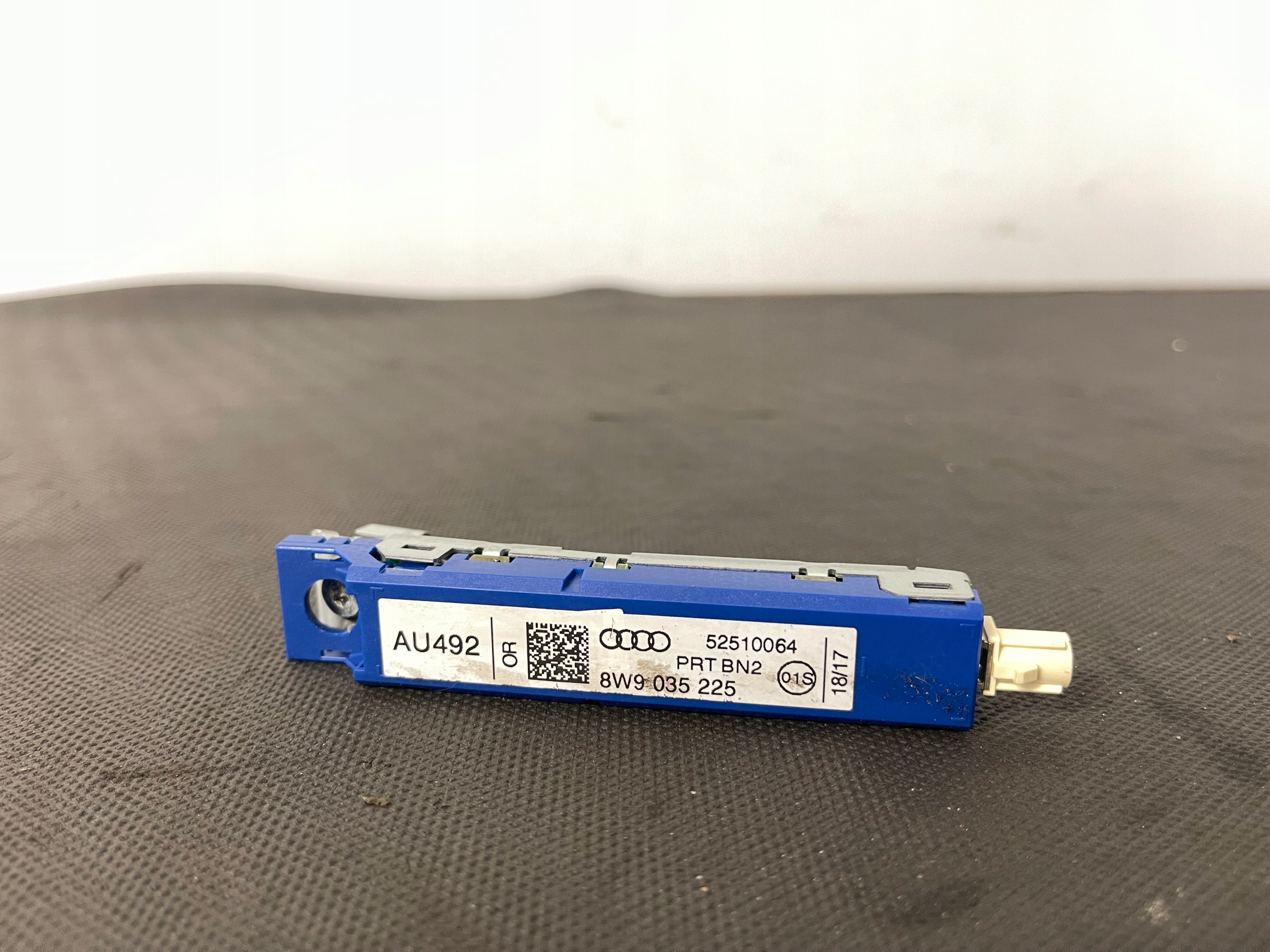 amplifier aerial 8W9035225 AUDI A4 B9 A5