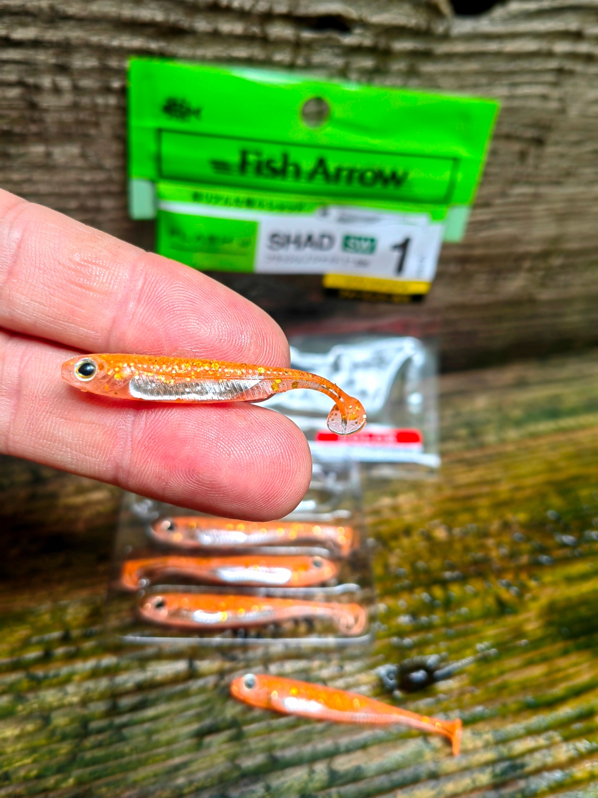 Imitacja narybku KOPYTO Fish Arrow SW 4,5 cm killer na okonie #121 GLOW Marka Fish Arrow