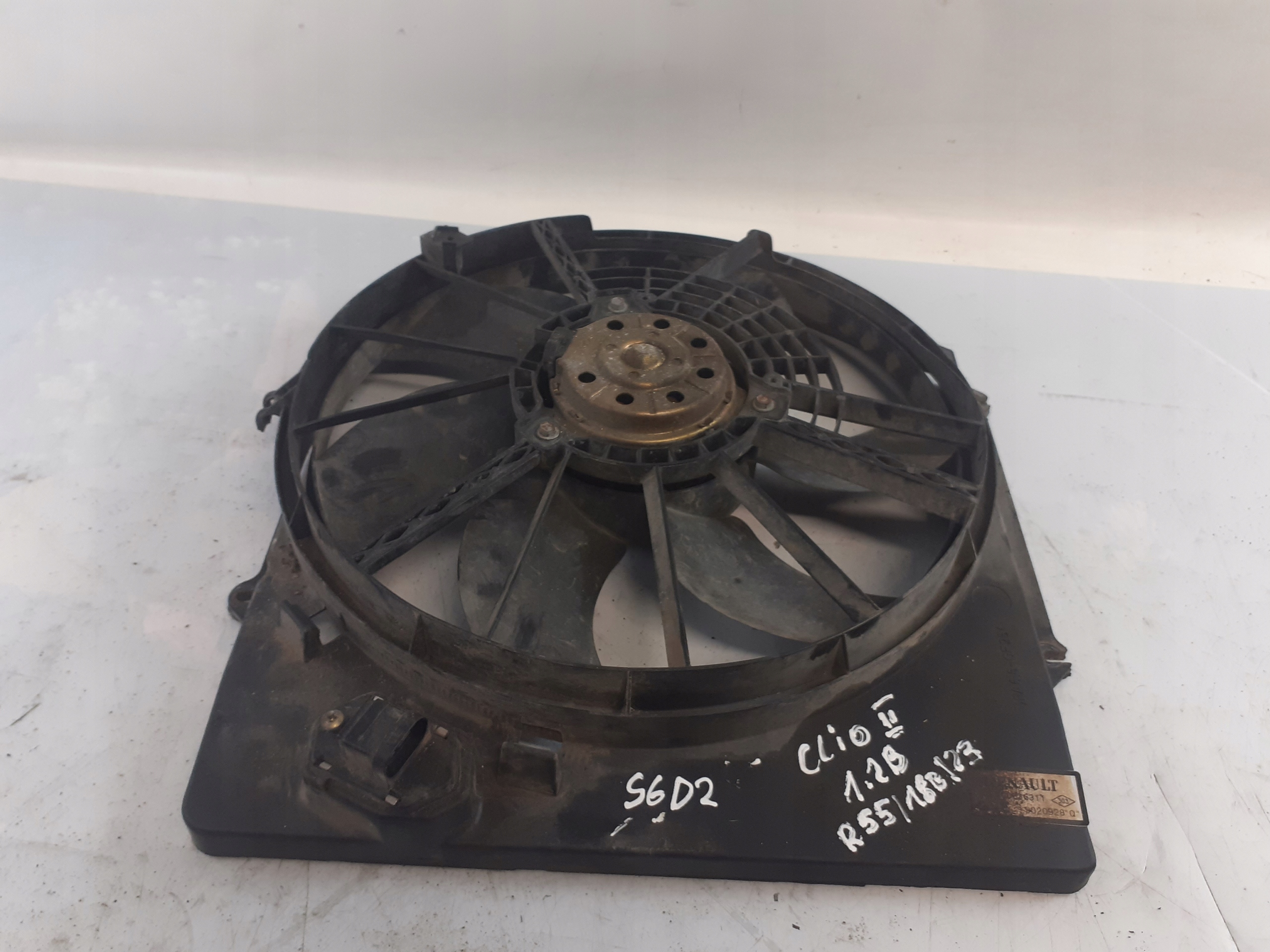 ventilátor chladiče Renault Clio II 1,2
