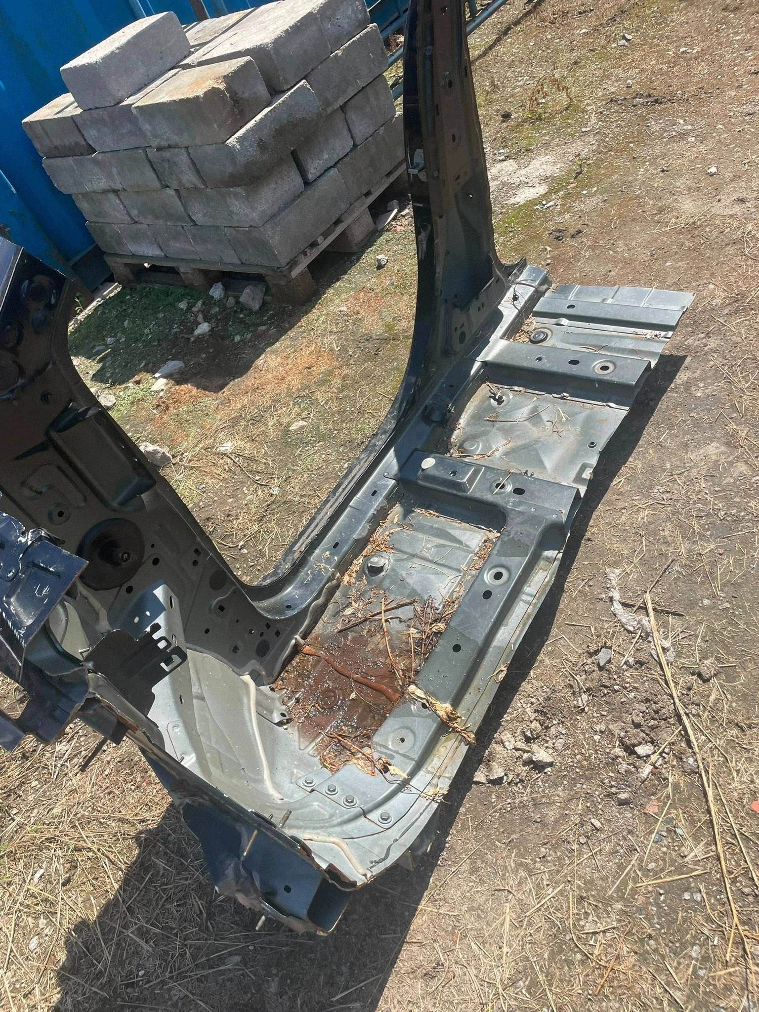 pillar central front threshold bodywork right side Renault Scenic E-Tech V