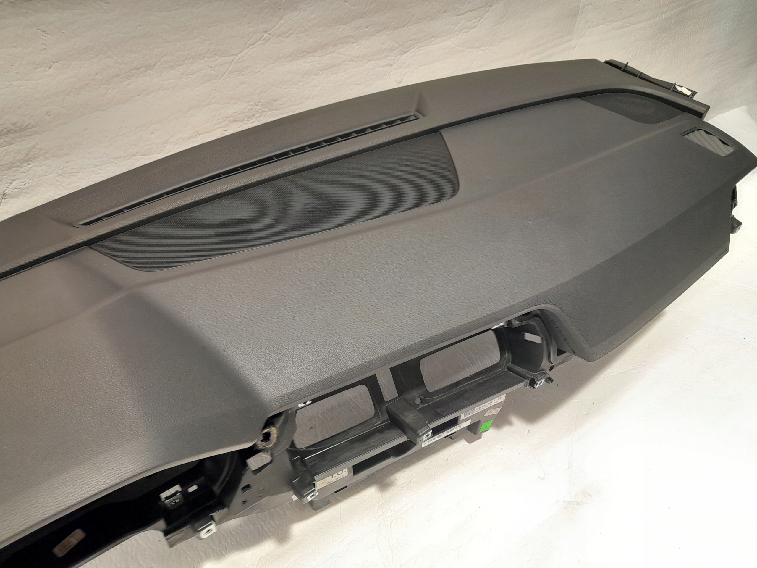 AUDI Q5 80A dashboard instrument panel console 80B857001K
