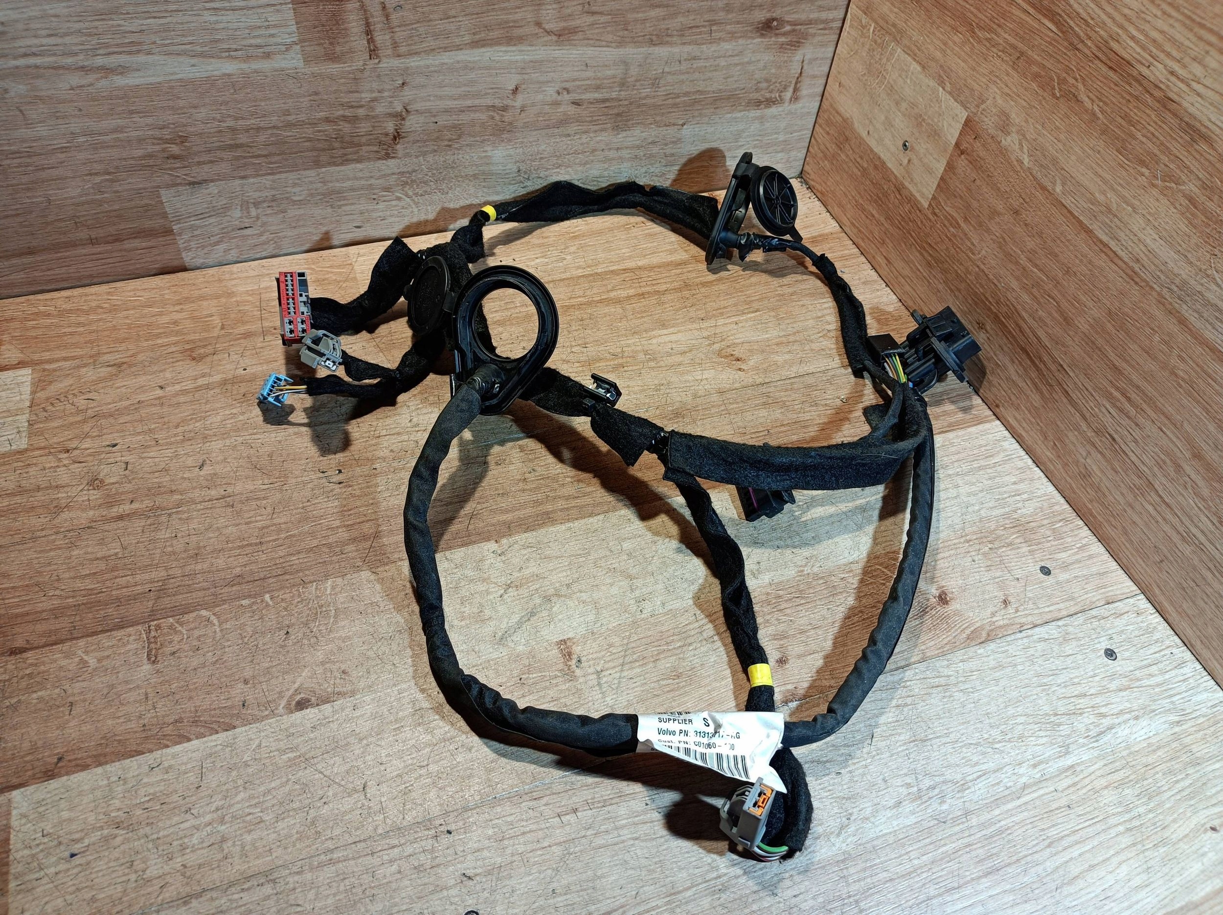 bundle door tylnych Volvo V40 d2 2014 31313717
