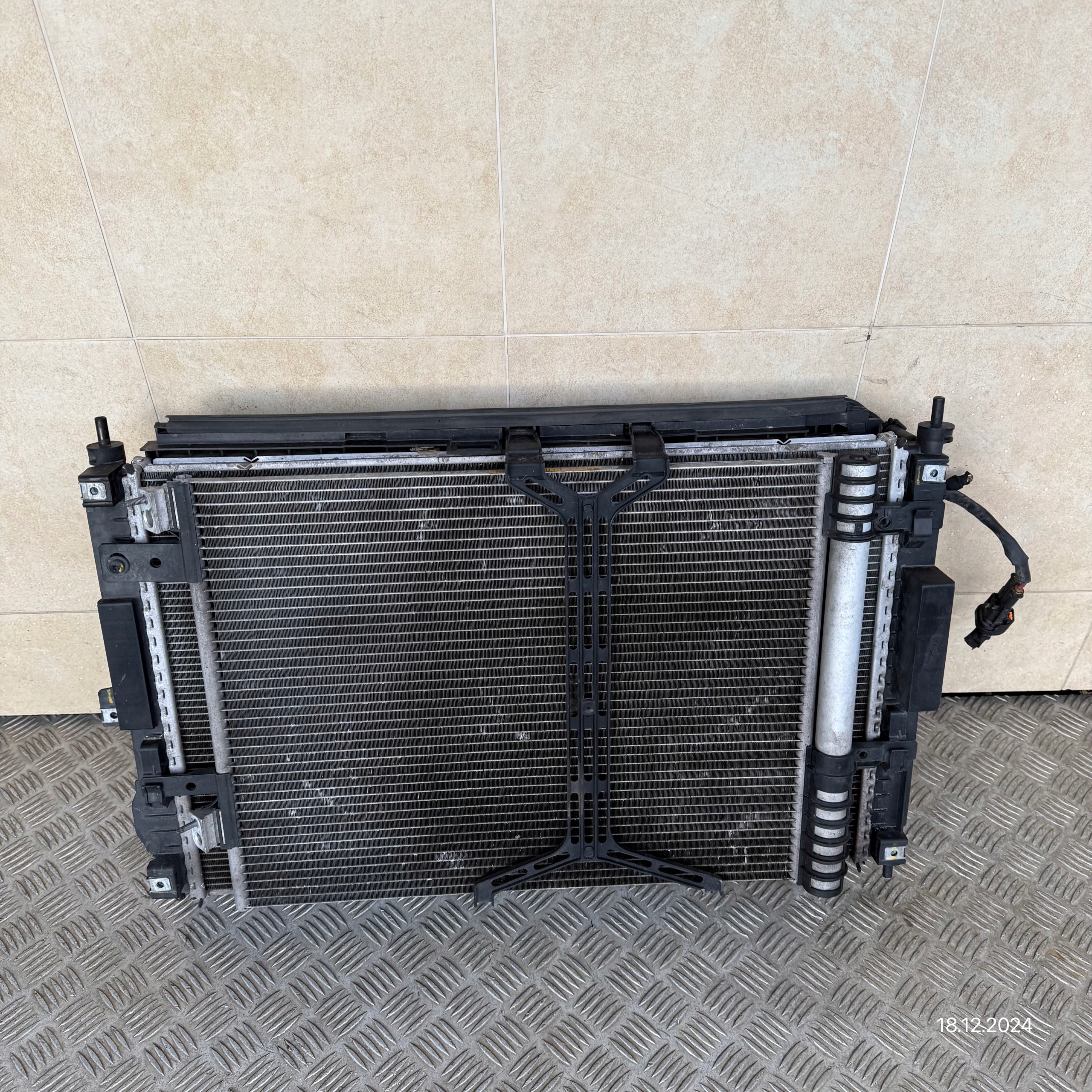 radiator PEUGEOT 5008 II 2019 ROK
