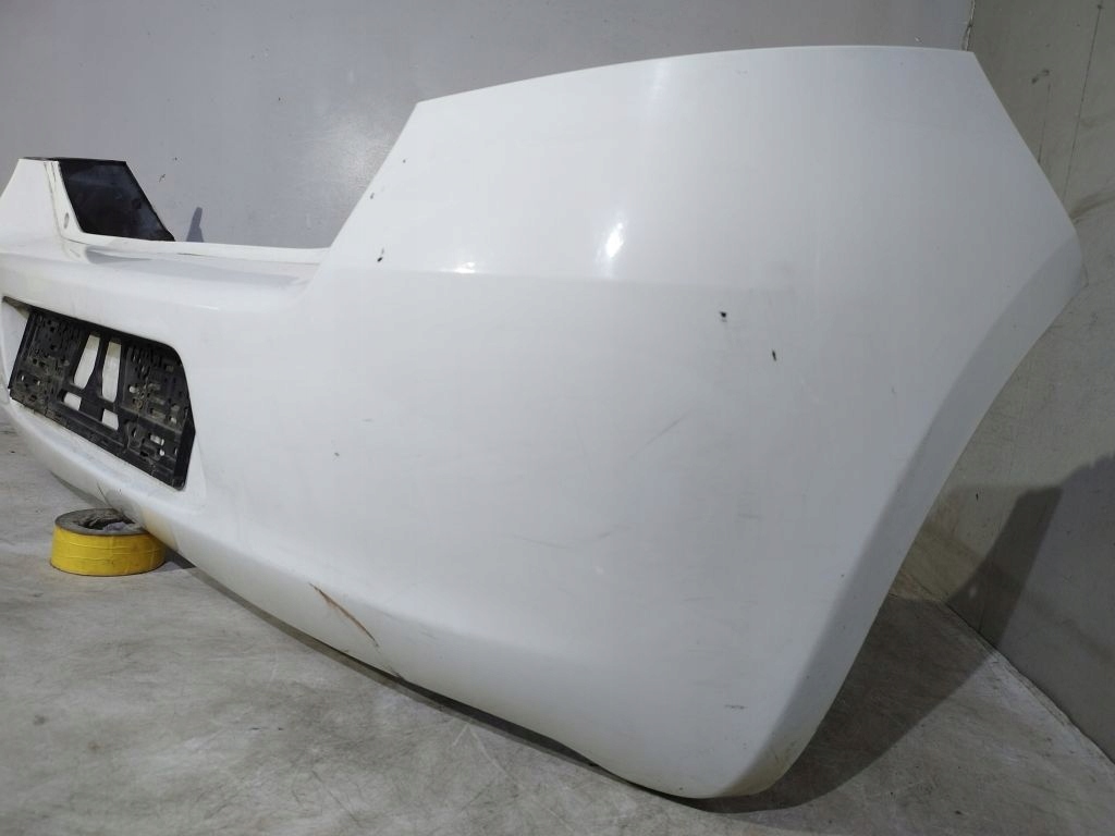 Toyota Yaris II 2 bumper rear part rear 068