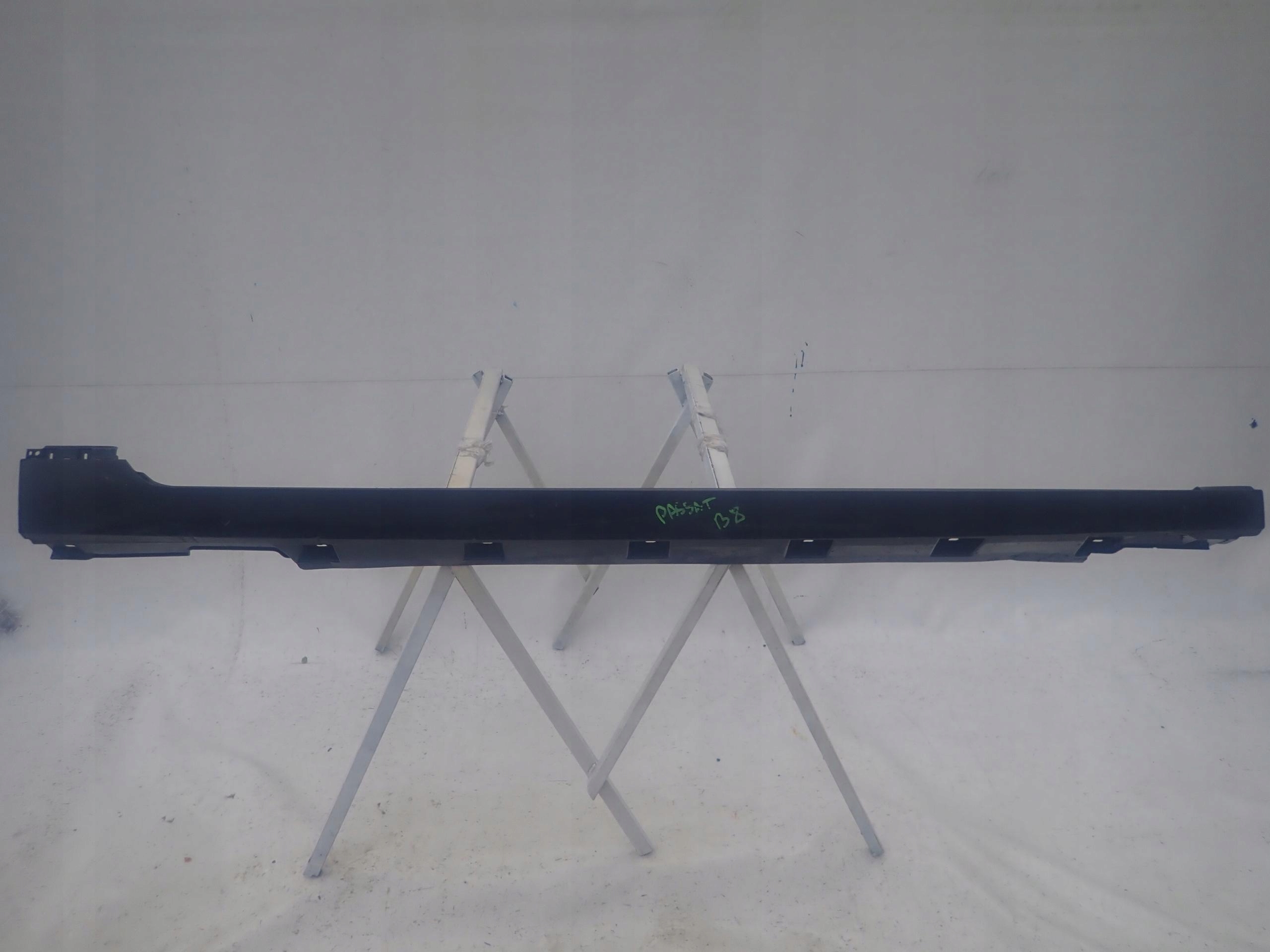 VW PASSAT B8 14- threshold right moulding threshold right