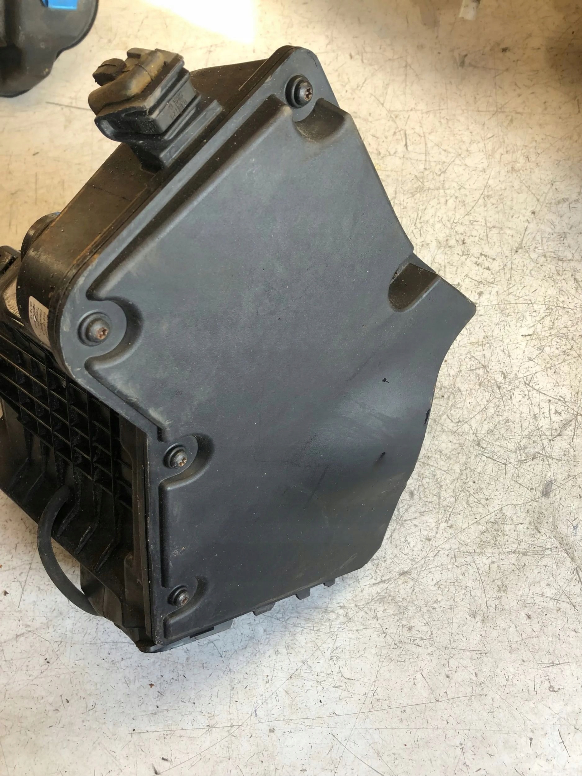 Gehäuse filter luft AUDI A4 B8 LIFT