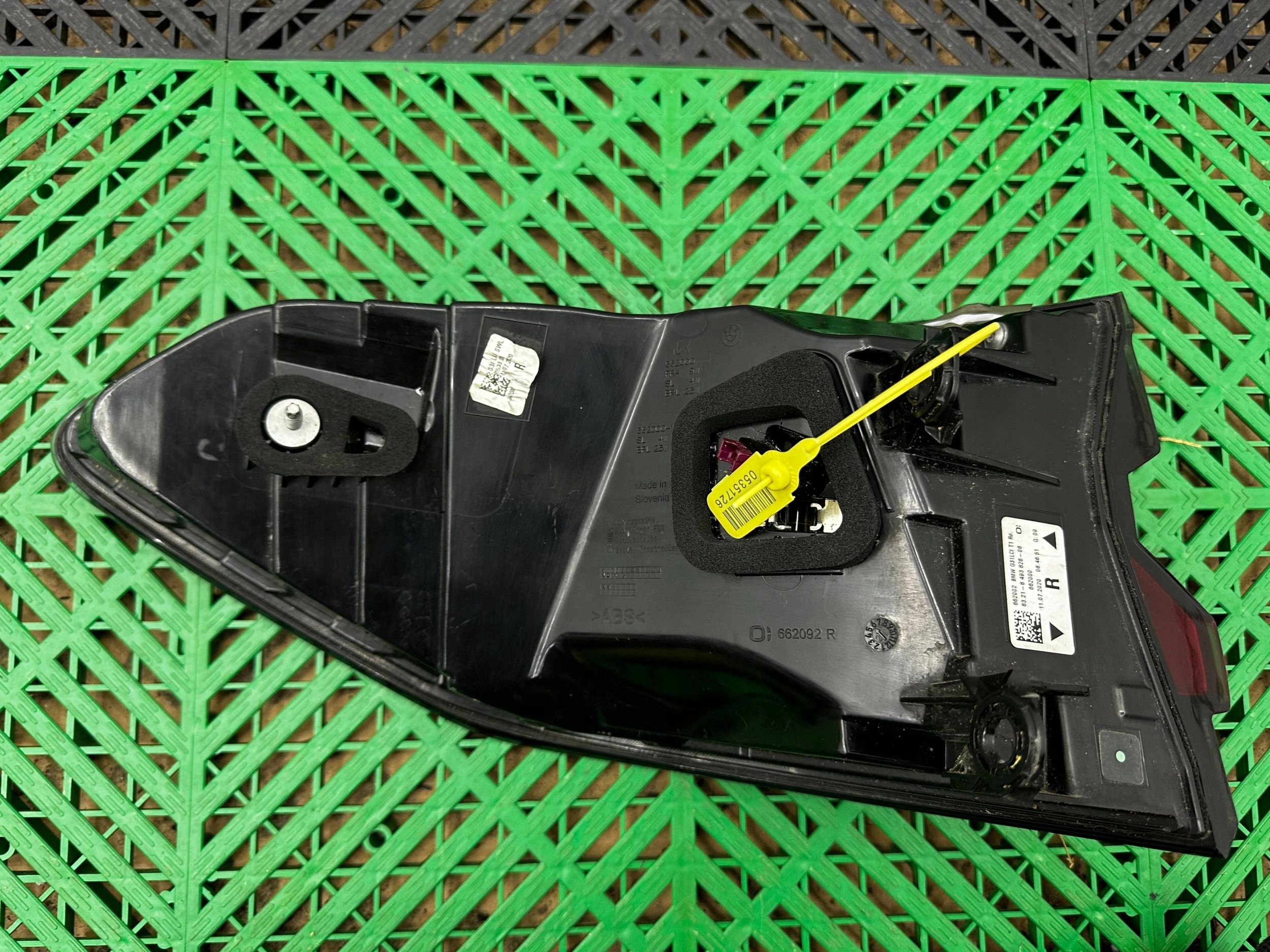 light rear rear part side right BMW 5 G30 G31 LCI 8493826
