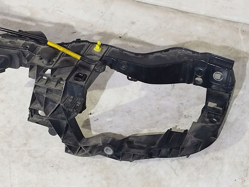 Ford Focus MK3 pillar iron support panel for radiators BM51-8B041-B