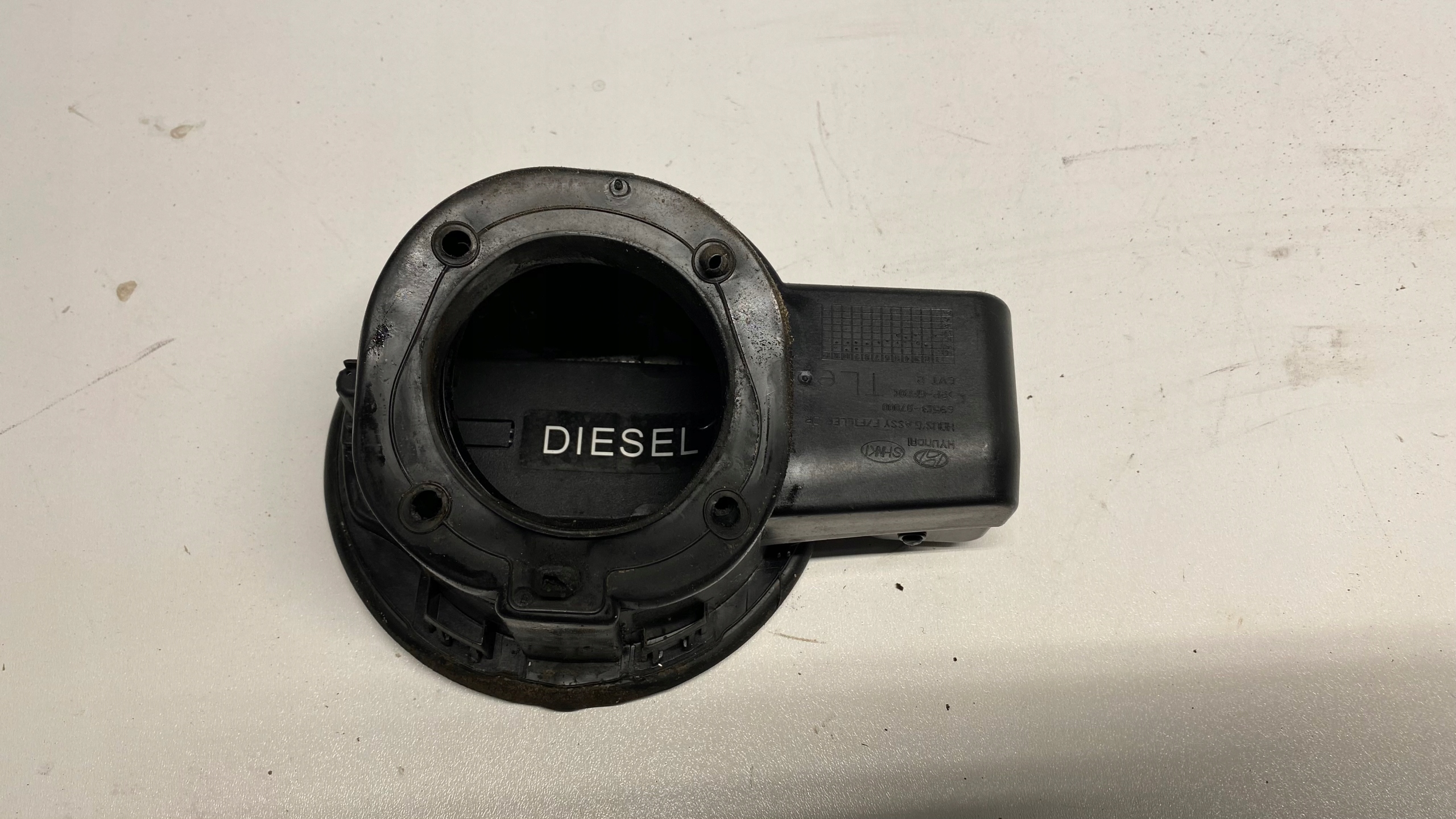 HYUNDAI TUCSON II III KLAPKA WLEWU PALIWA DIESEL Y3Y 15-21 Typ samochodu 4x4/SUV Samochody osobowe