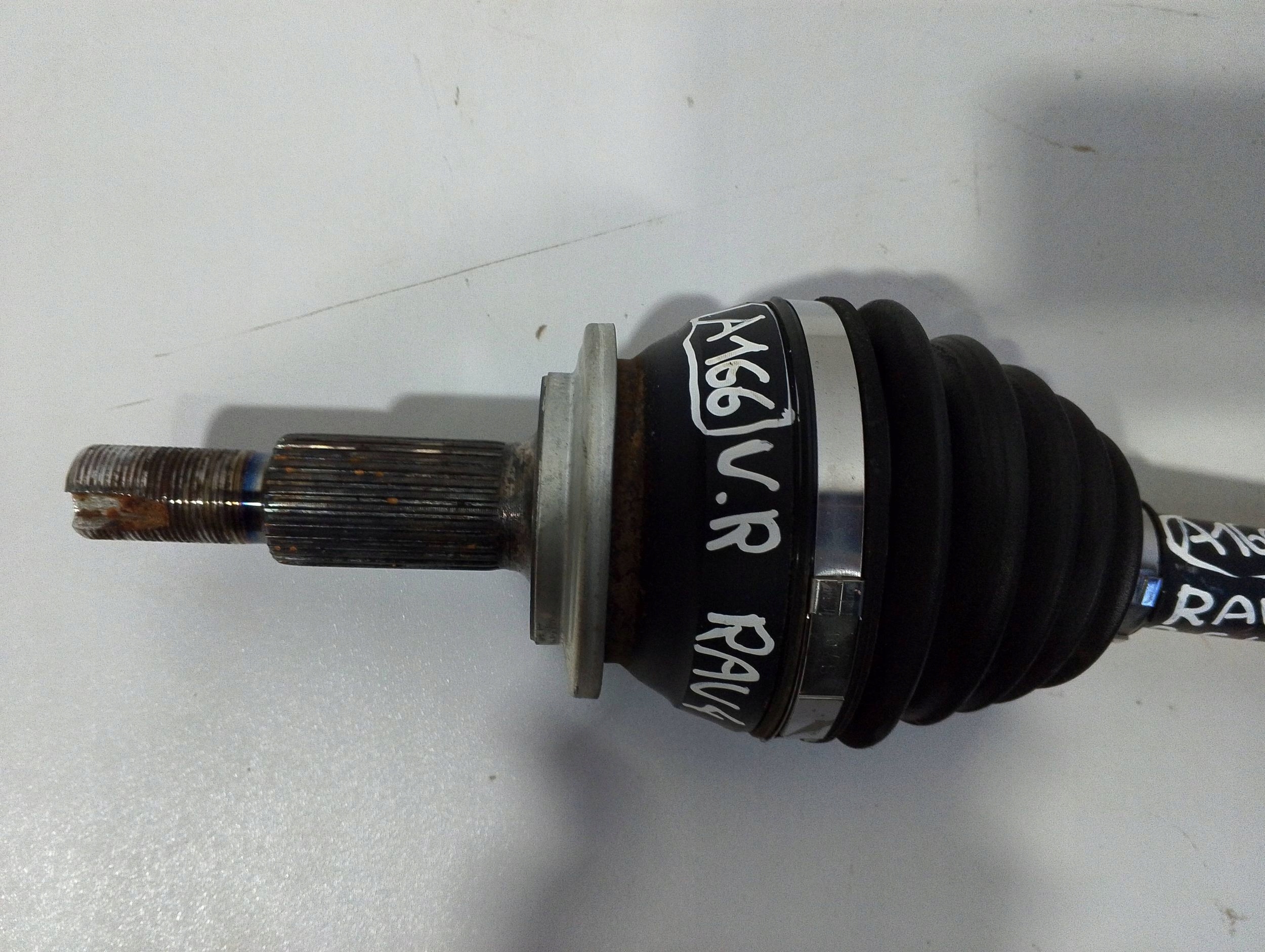 Toyota RAV 4 V 2,5 H semi-axis front right (A166)
