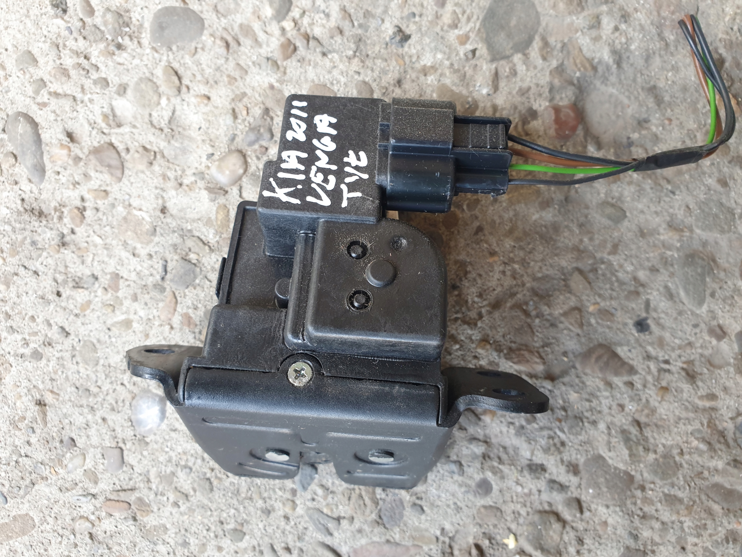 lock bonnet rear part KIA VENGA 2009- 81230-1H000