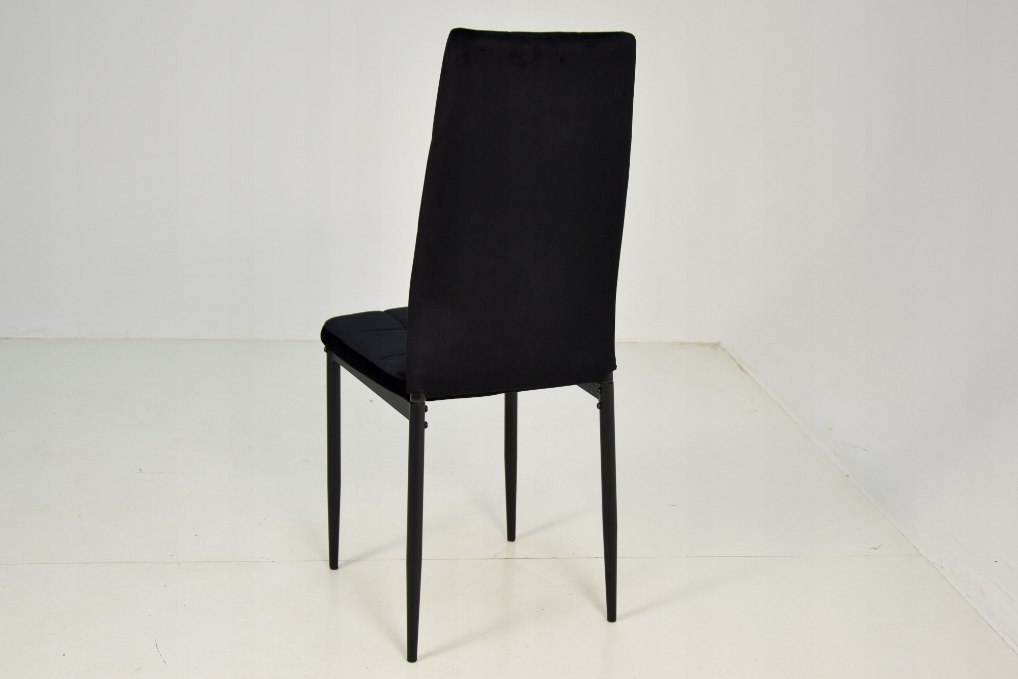 6 krzeseł CZARNY WELUR do salonu INDUSTRIALNE Marka Interni