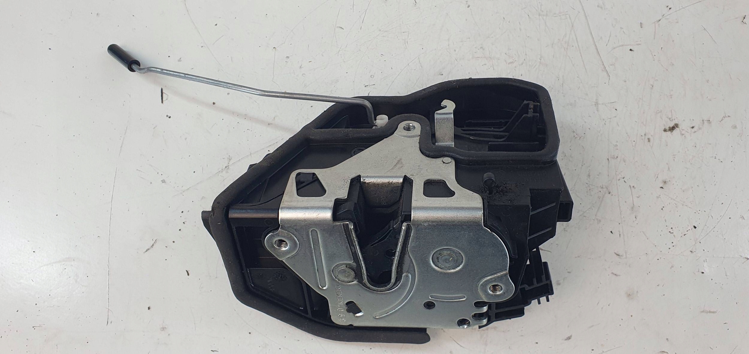 BMW X1 E84 lock door tylnych left rear part