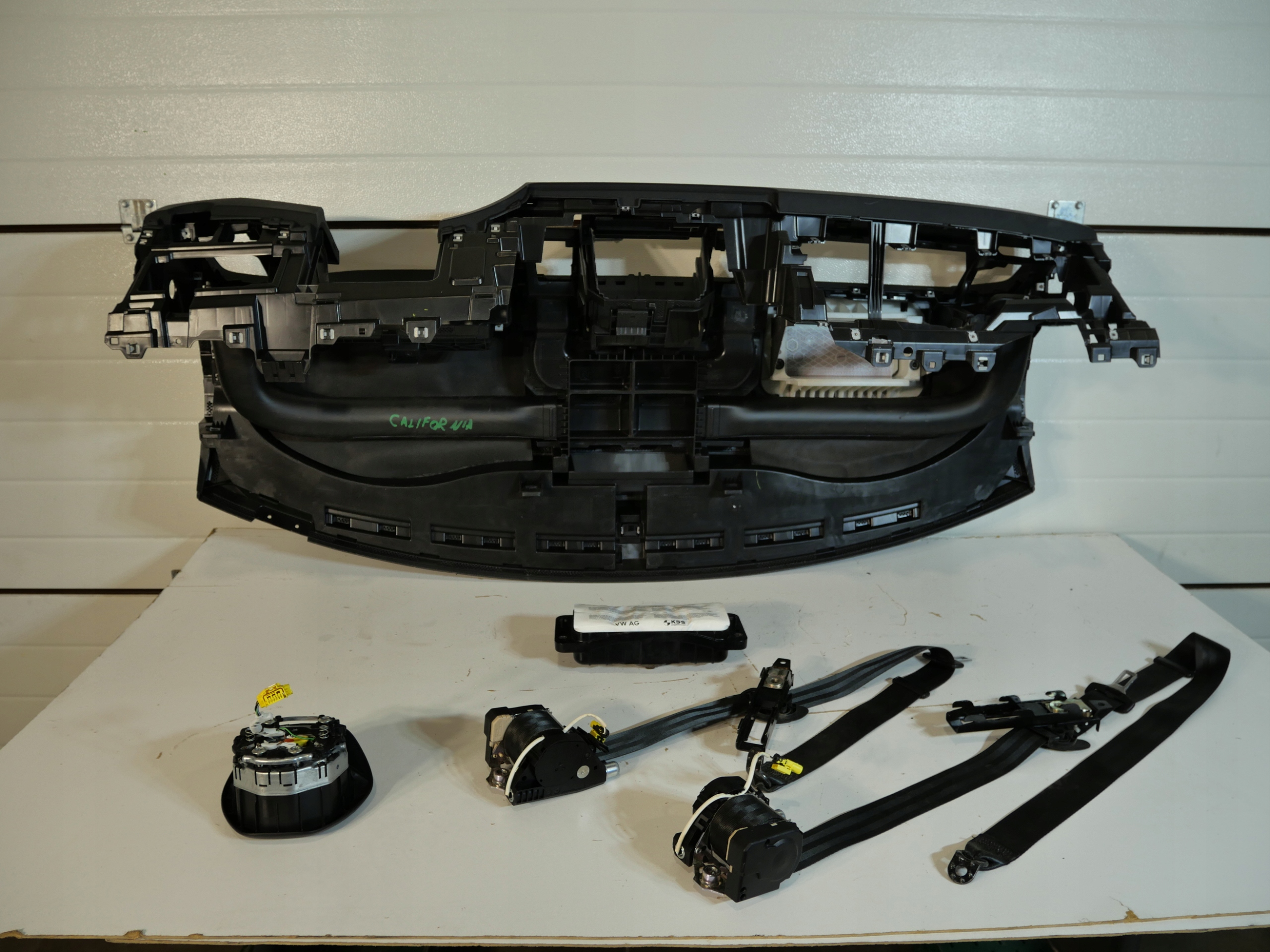 VW T6 CALIFORNIA dashboard instrument panel console cockpit