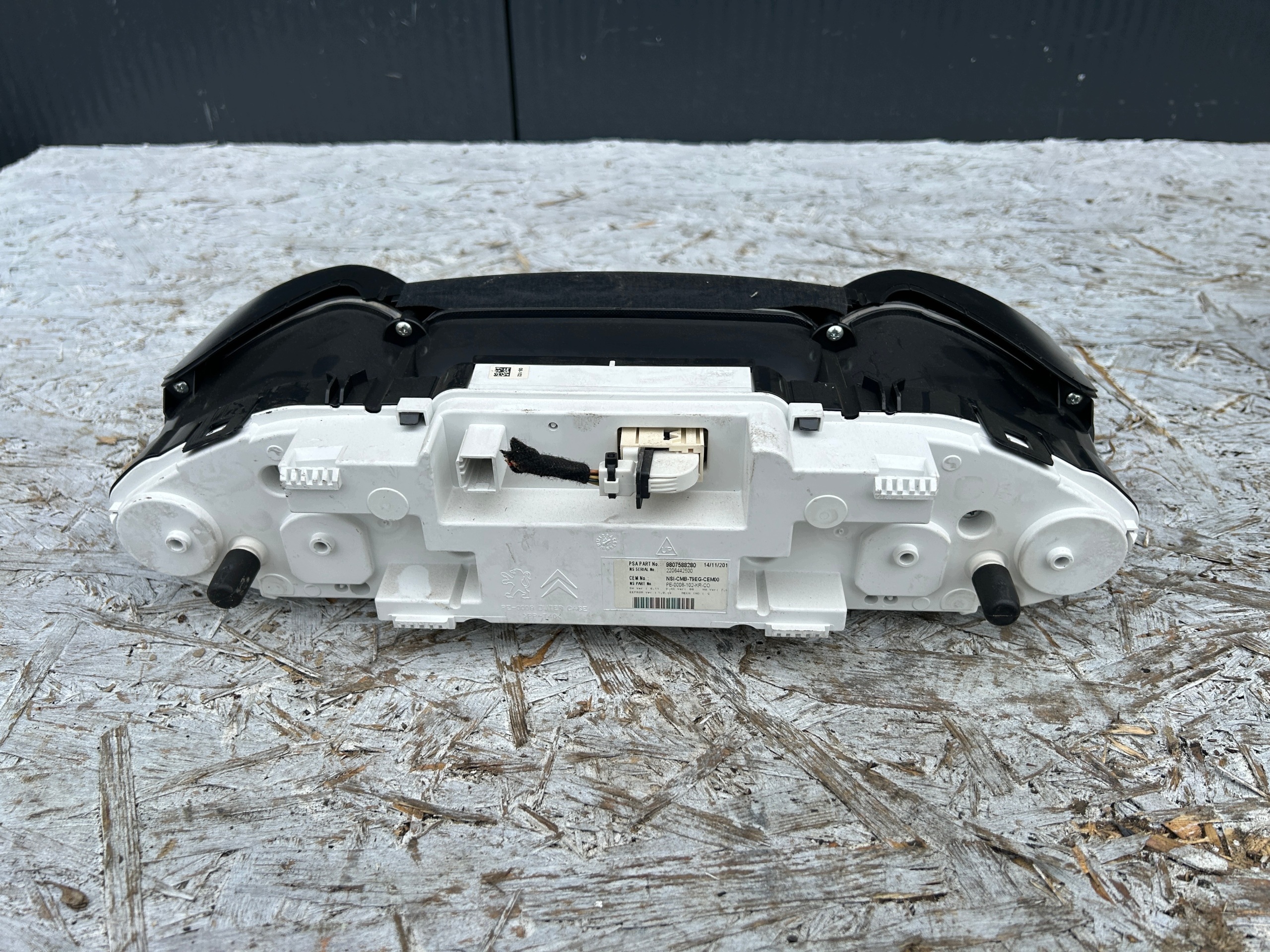 dials dials PEUGEOT 308 II T9 1.6 HDI 13- 9807588280 EUROPA