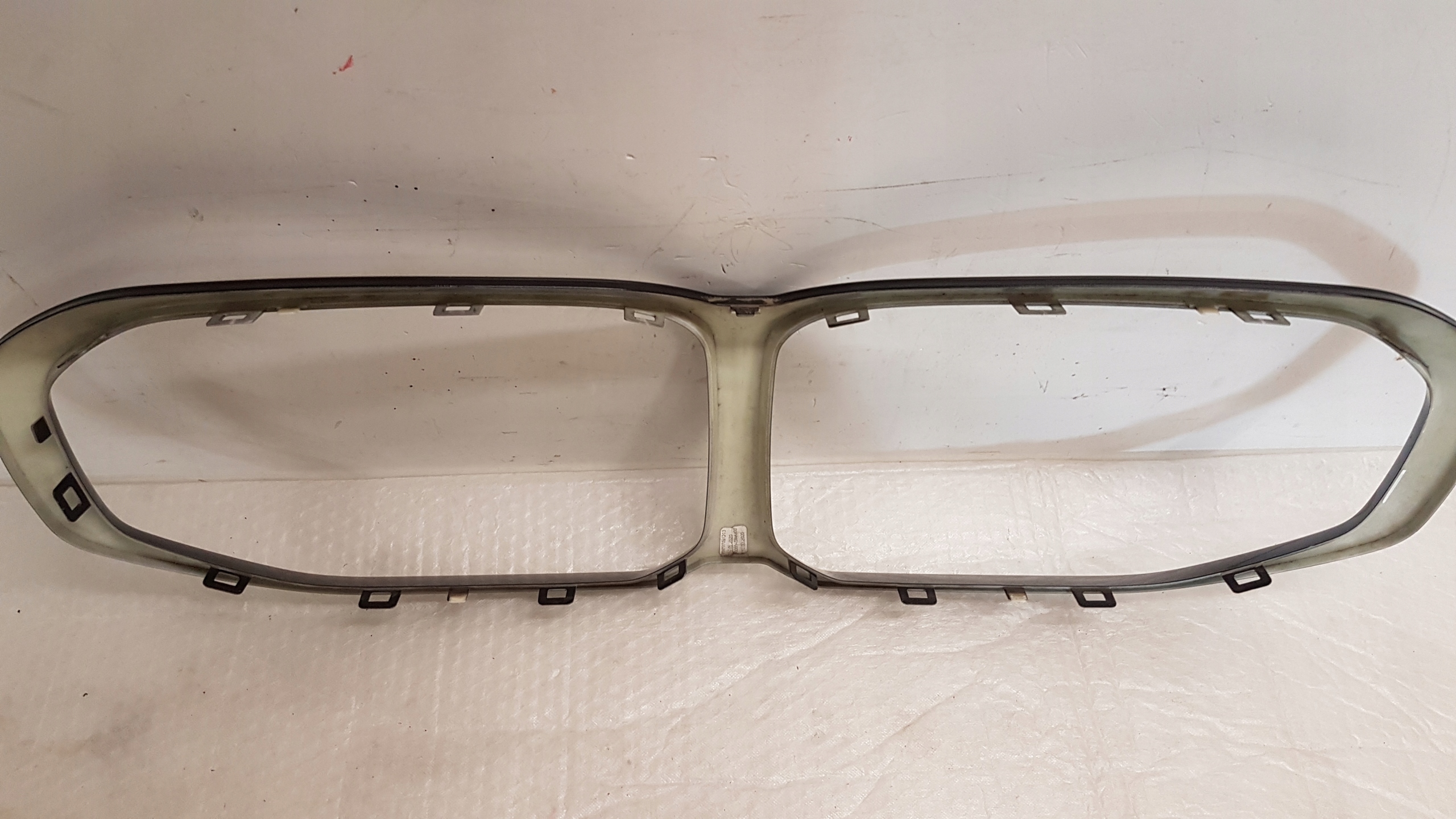 Grill der Stoßstange Grill BMW F40 SHADOWLINE