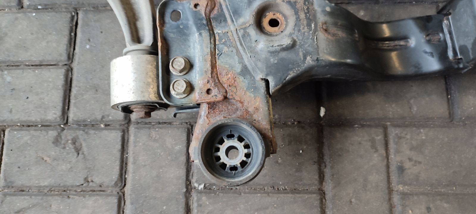 axle beam subframe front front Opel Astra J kombi 2,0 CDTI